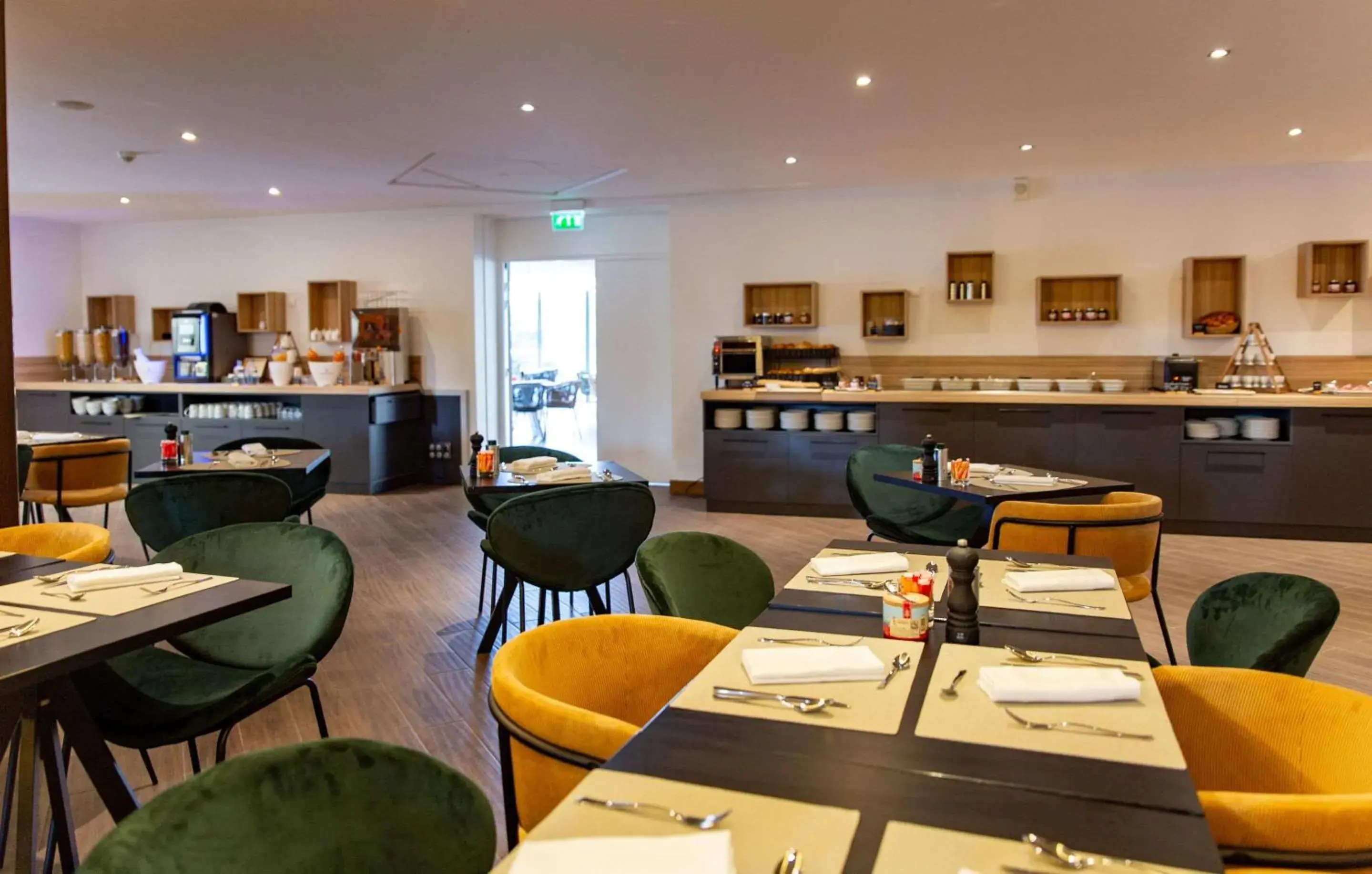 Breakfast in Zenitude Hotel la Valadière, an Ascend Collection Hotel Breakfast in Zenitude Hotel la Valadière, an Ascend Collection Hotel
