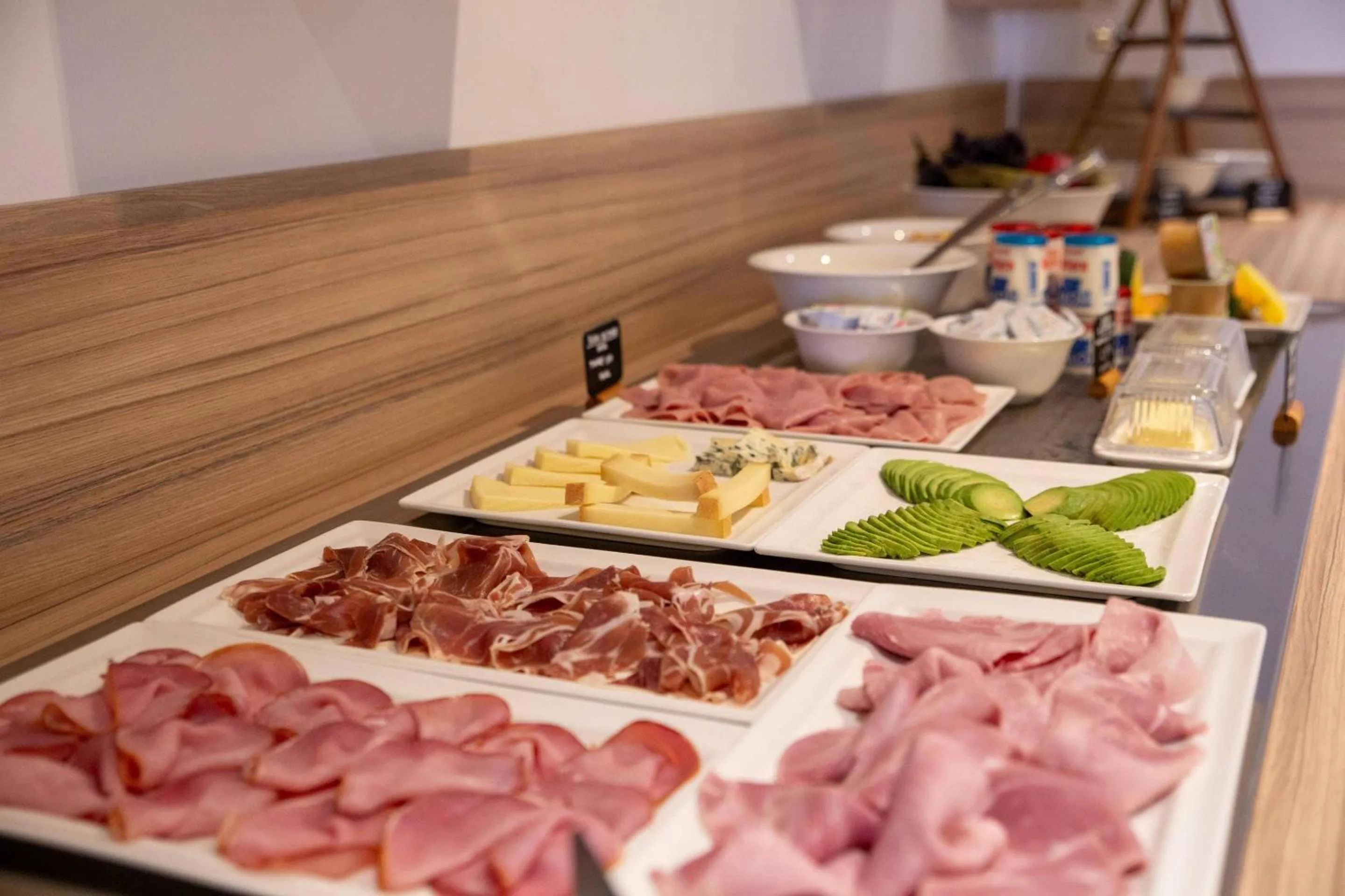 Breakfast in Zenitude Hotel La Valadière, Ascend Hotel Collection