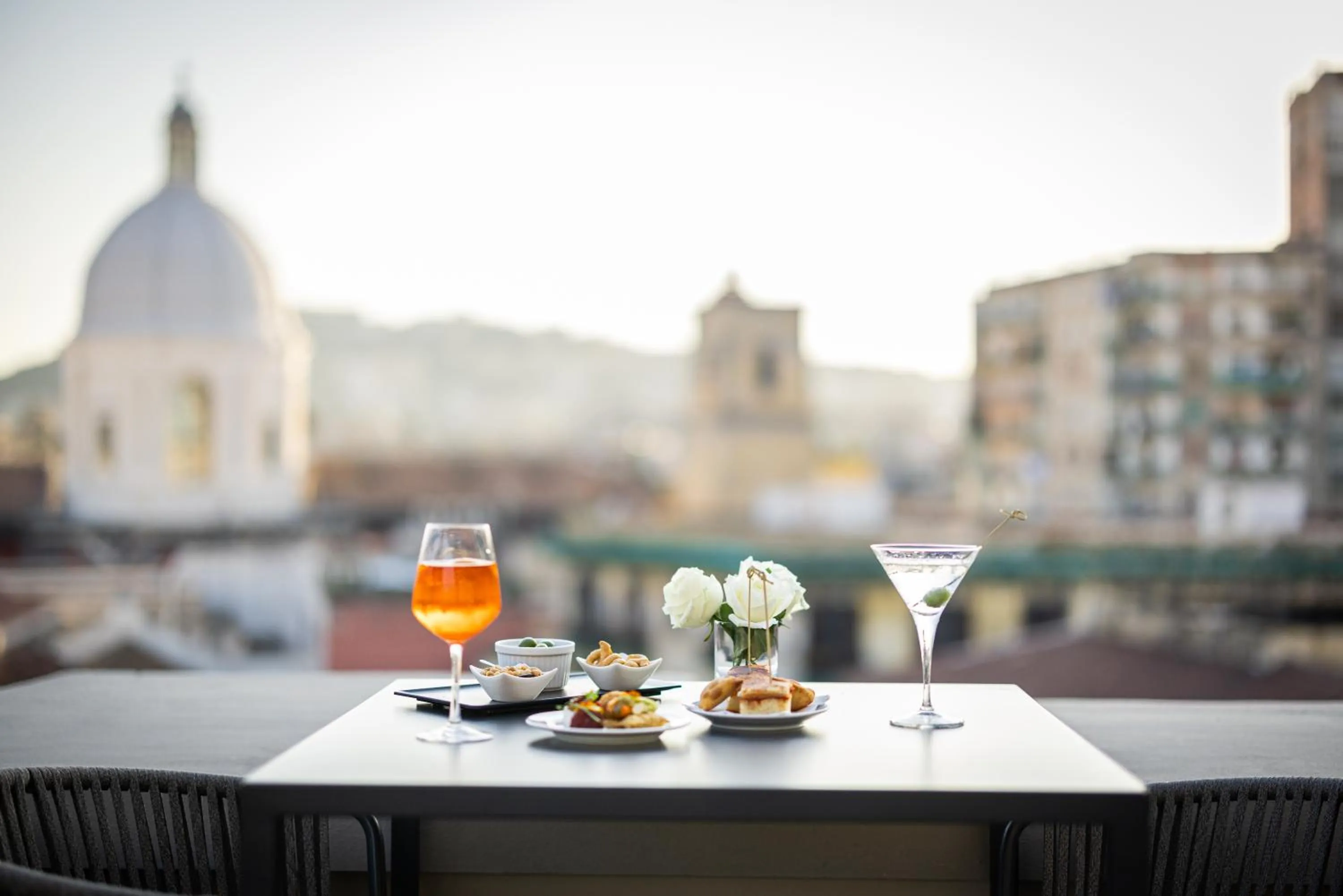 Restaurant/places to eat in UNA Hotels Napoli