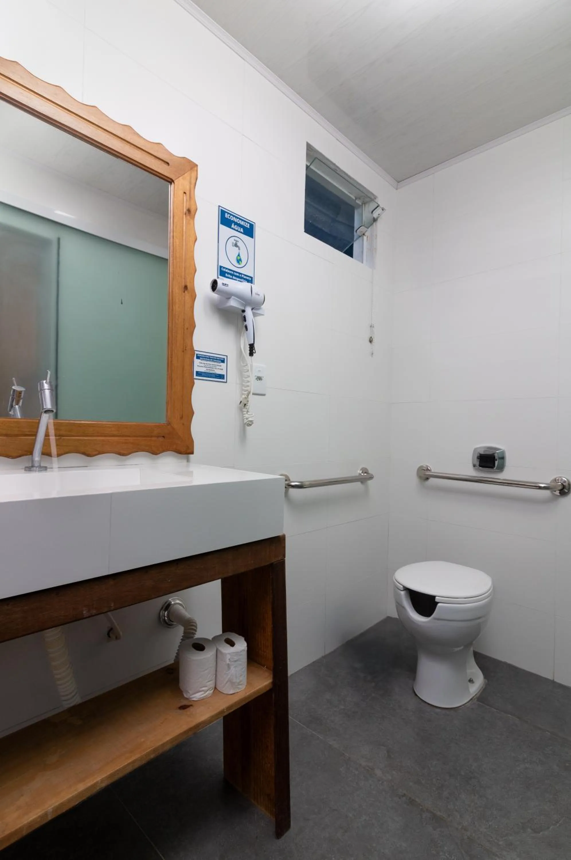 Toilet in Hotel Conchas