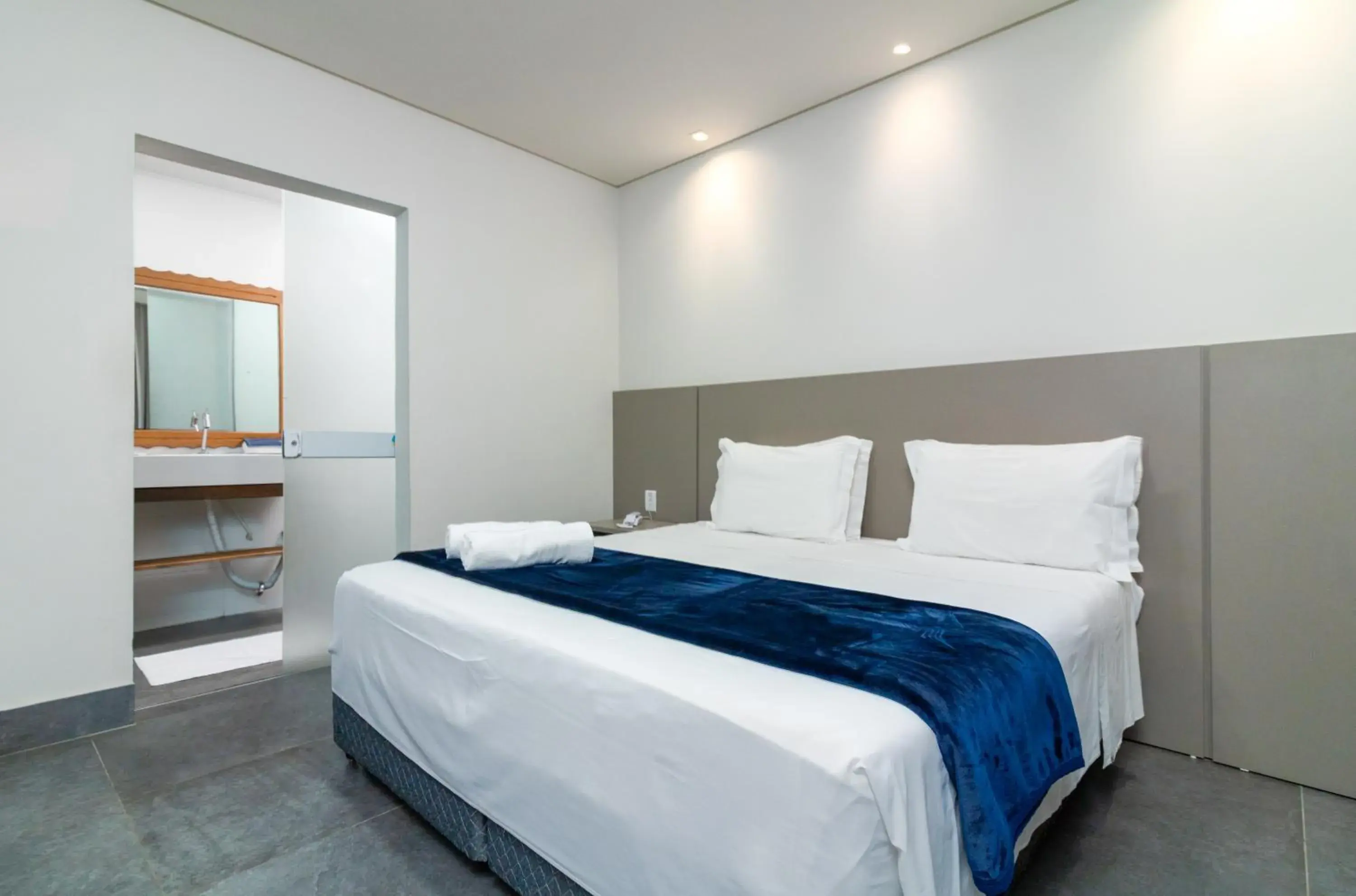 Superior Double Room - single occupancy in Hotel Conchas Superior Double Room - single occupancy in Hotel Conchas