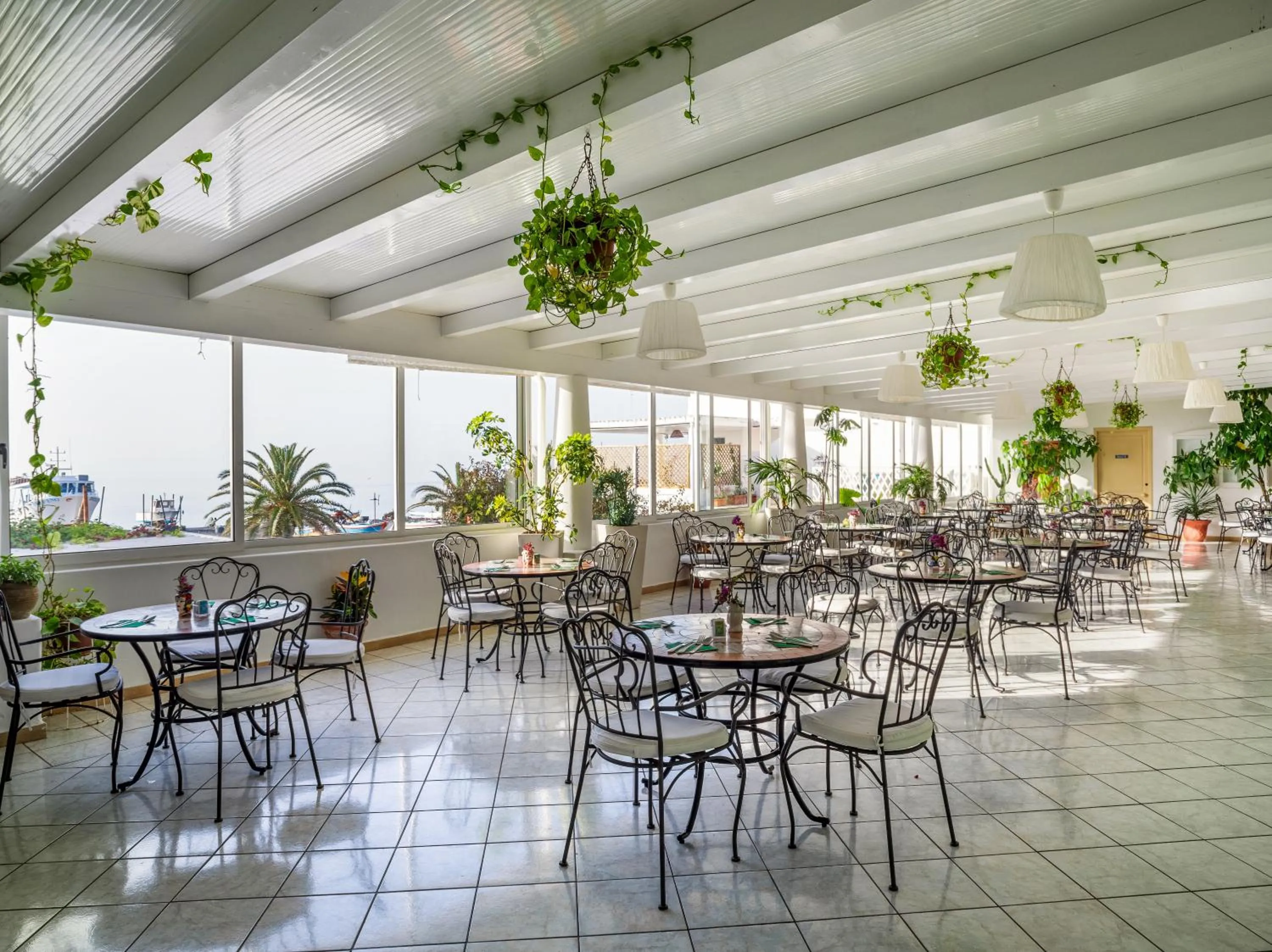 Breakfast in Hotel Ossidiana Stromboli Center