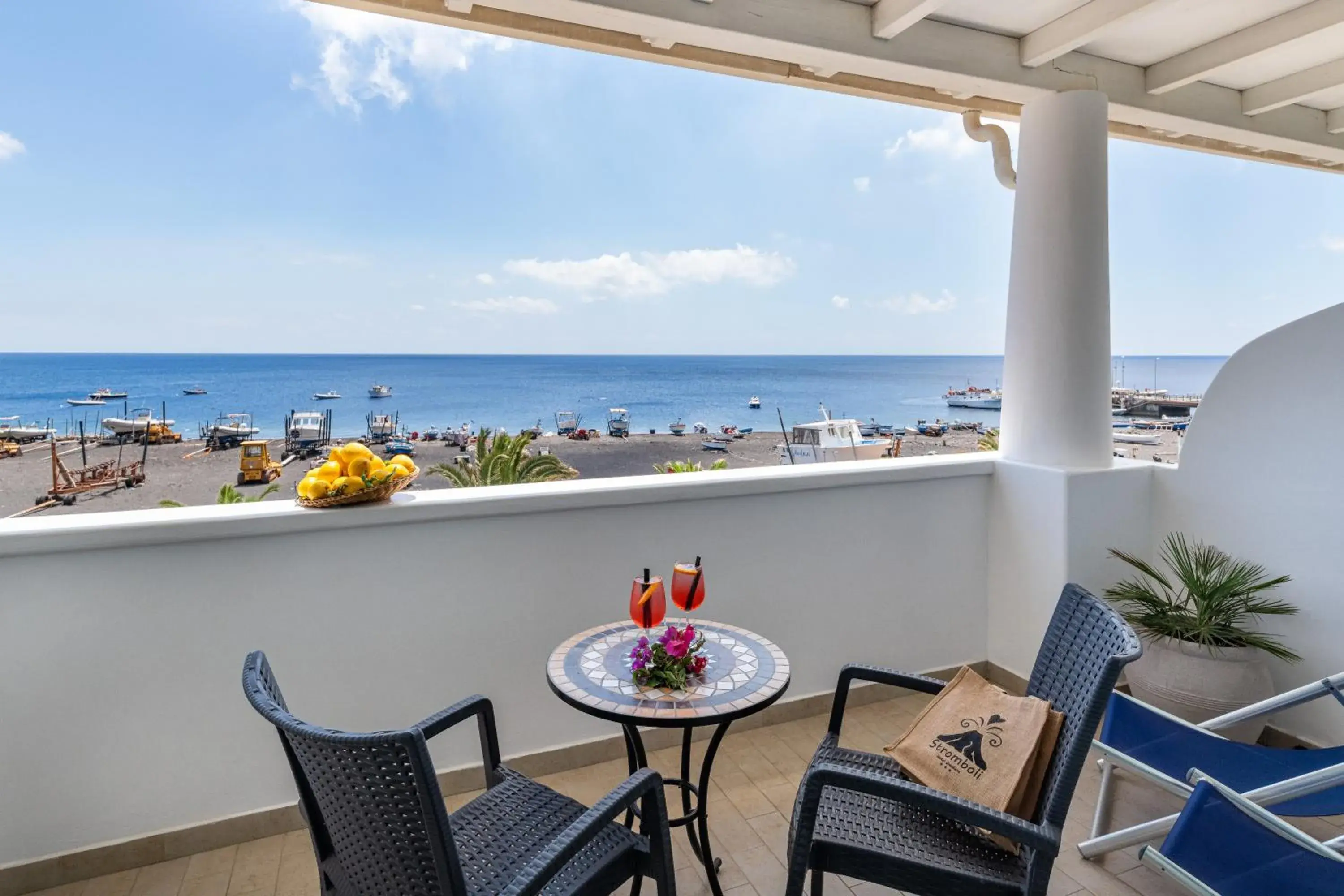 Balcony/Terrace in Hotel Ossidiana Stromboli Center