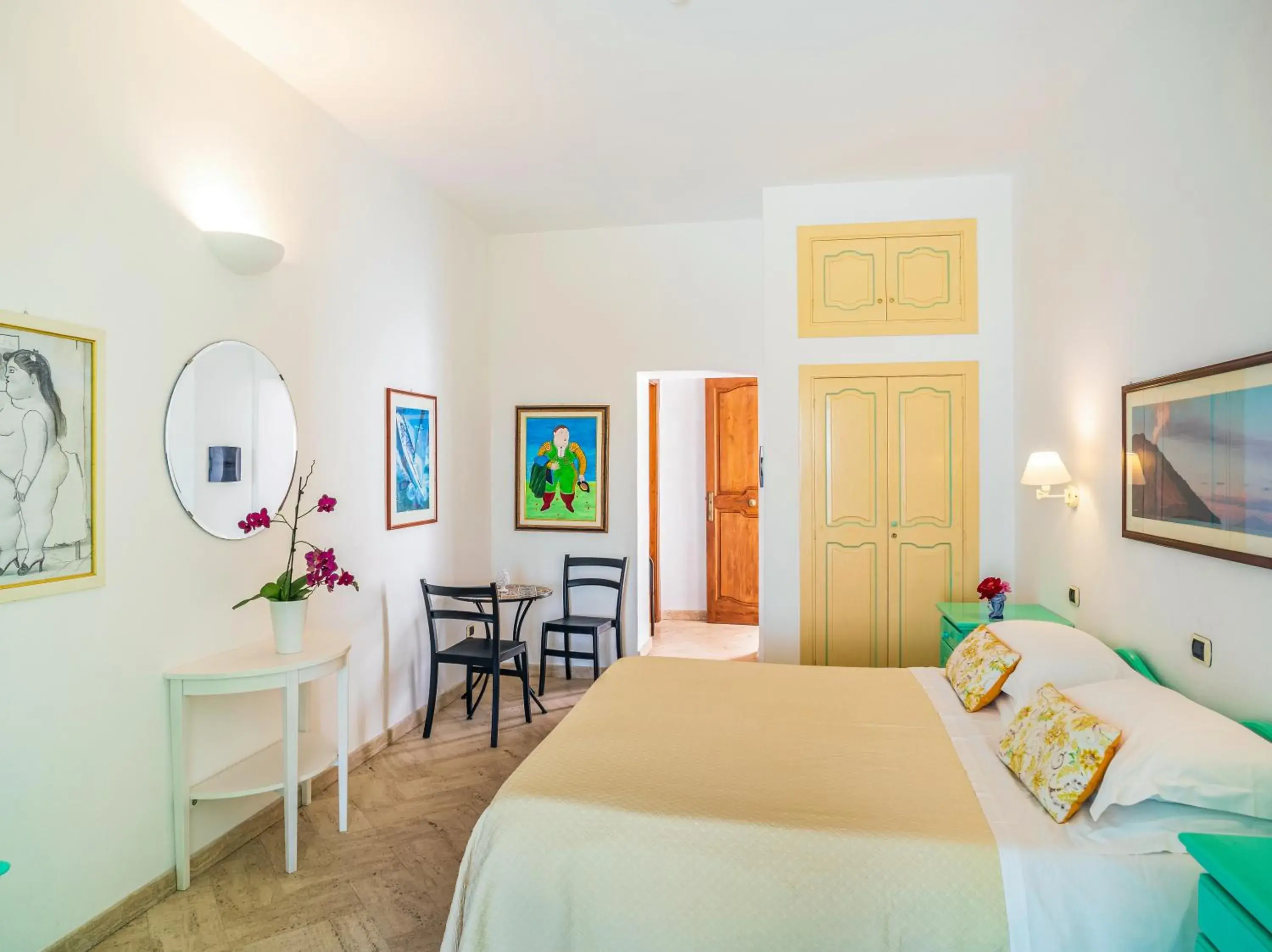 Bedroom in Hotel Ossidiana Stromboli Center