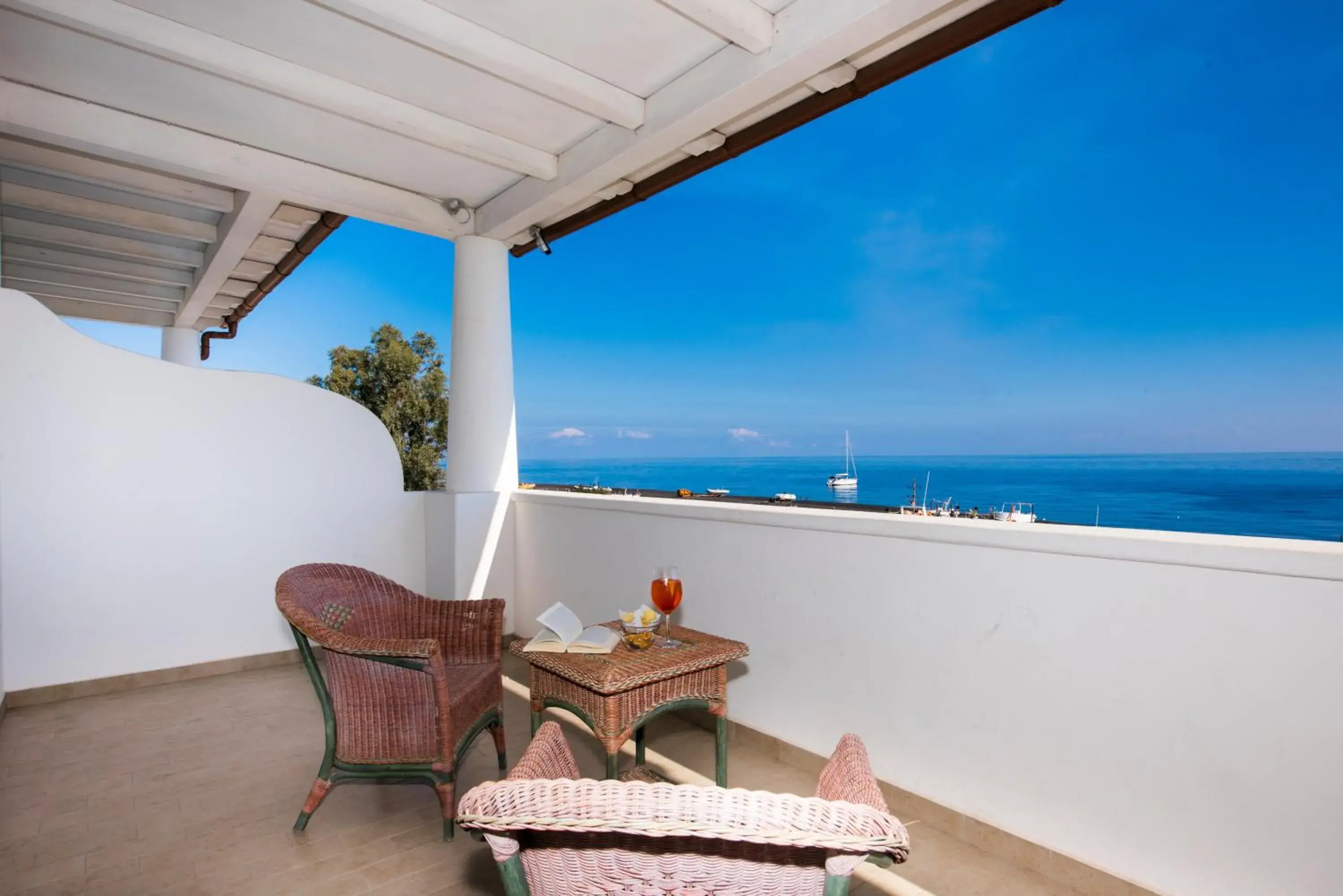 Patio, Balcony/Terrace in Hotel Ossidiana Stromboli Center