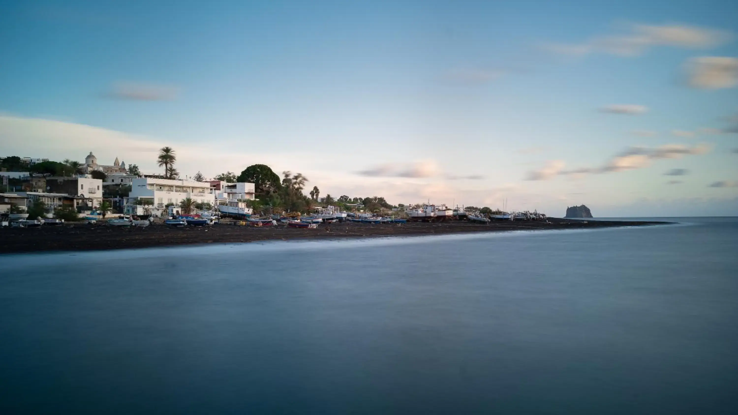 Property building in Hotel Ossidiana Stromboli Center