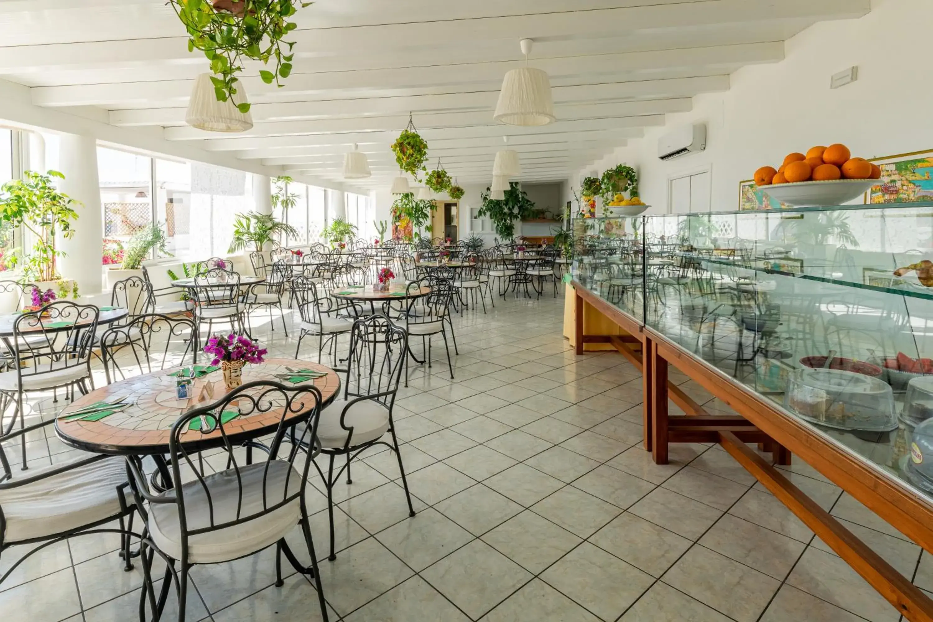 Breakfast, Restaurant/Places to Eat in Hotel Ossidiana Stromboli Center