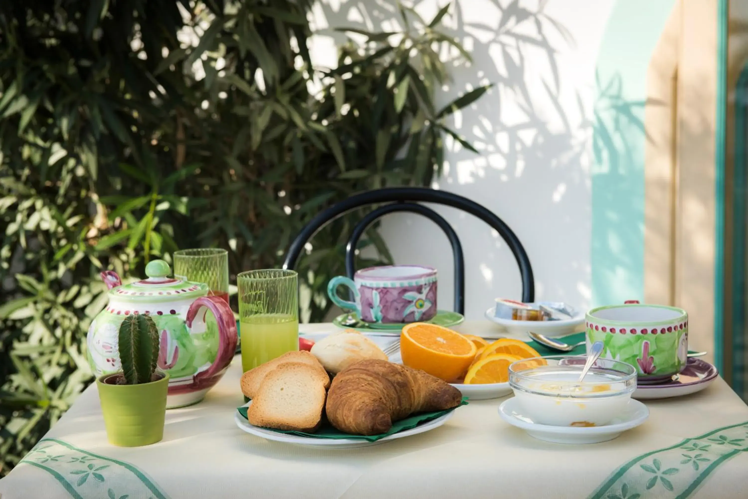 Breakfast in Hotel Ossidiana Stromboli Center