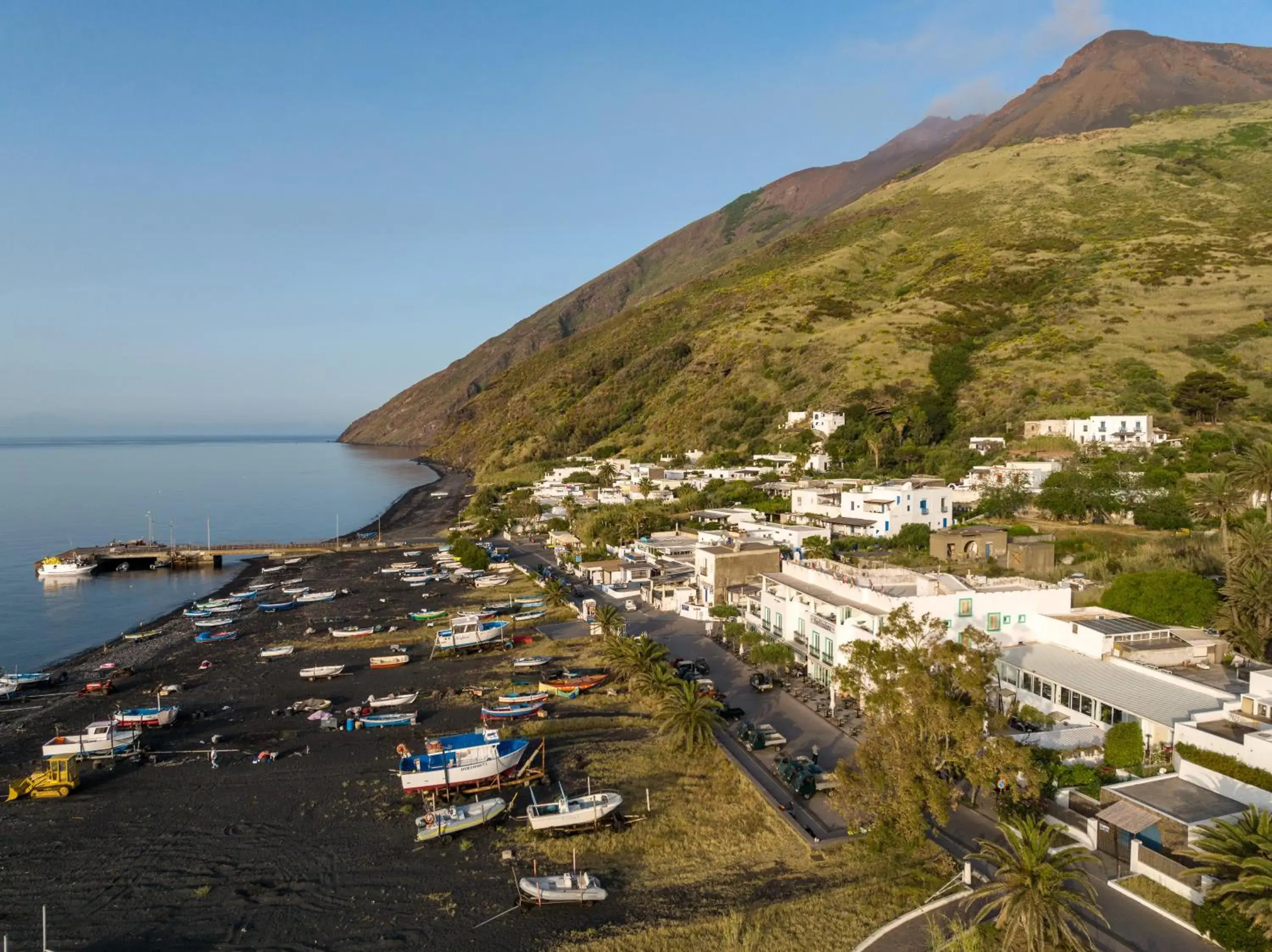 Property building, Bird's-eye View in Hotel Ossidiana Stromboli Center