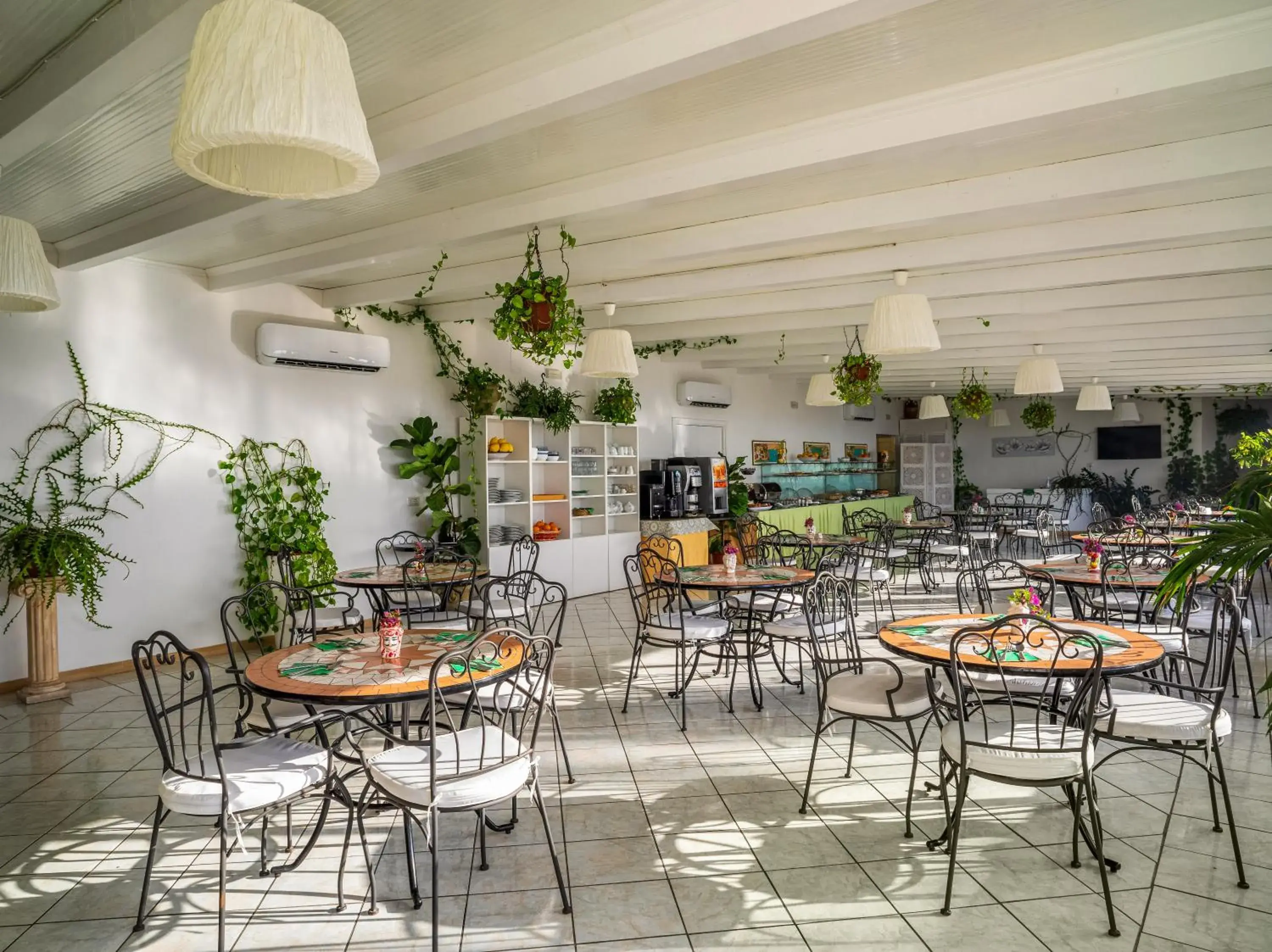 Breakfast, Restaurant/Places to Eat in Hotel Ossidiana Stromboli Center