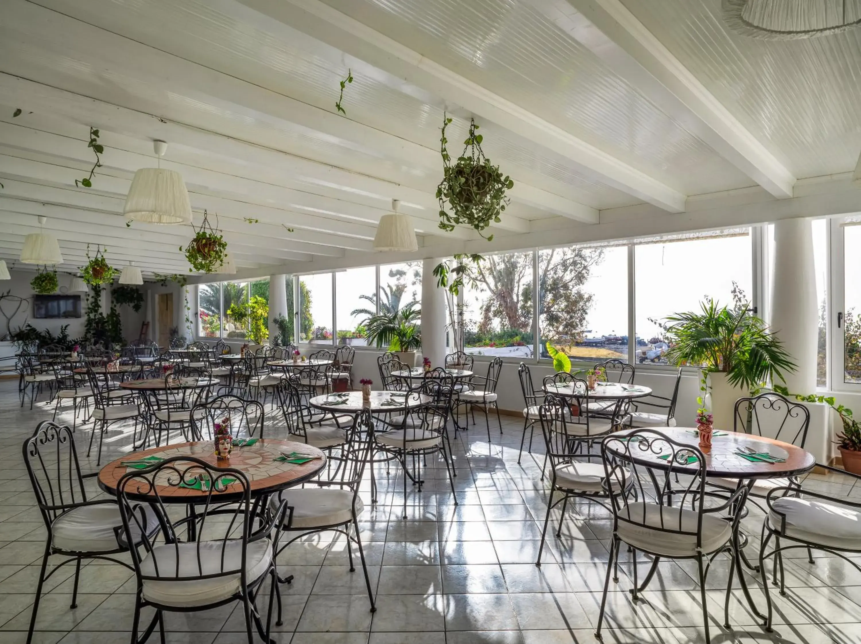 Restaurant/Places to Eat in Hotel Ossidiana Stromboli Center