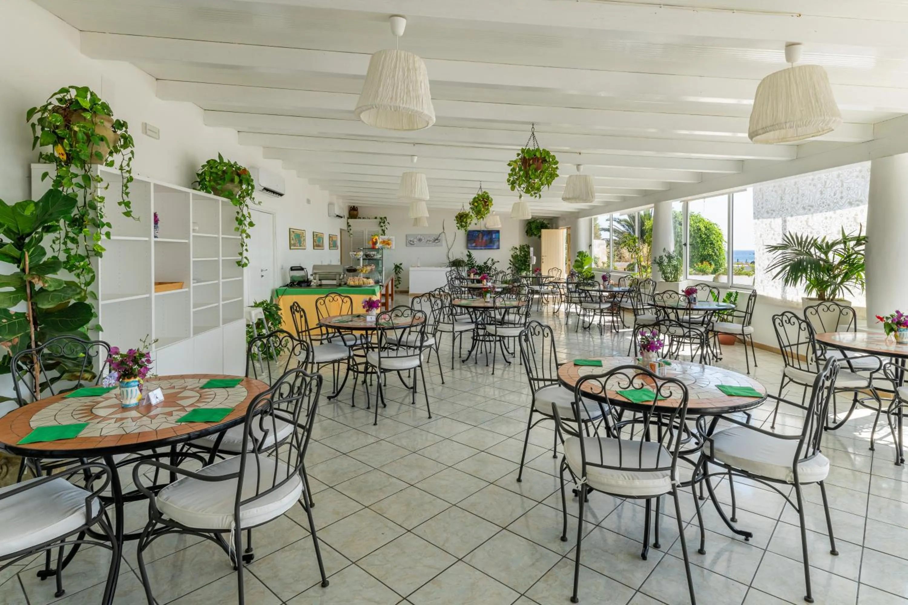 Restaurant/places to eat in Hotel Ossidiana Stromboli Center