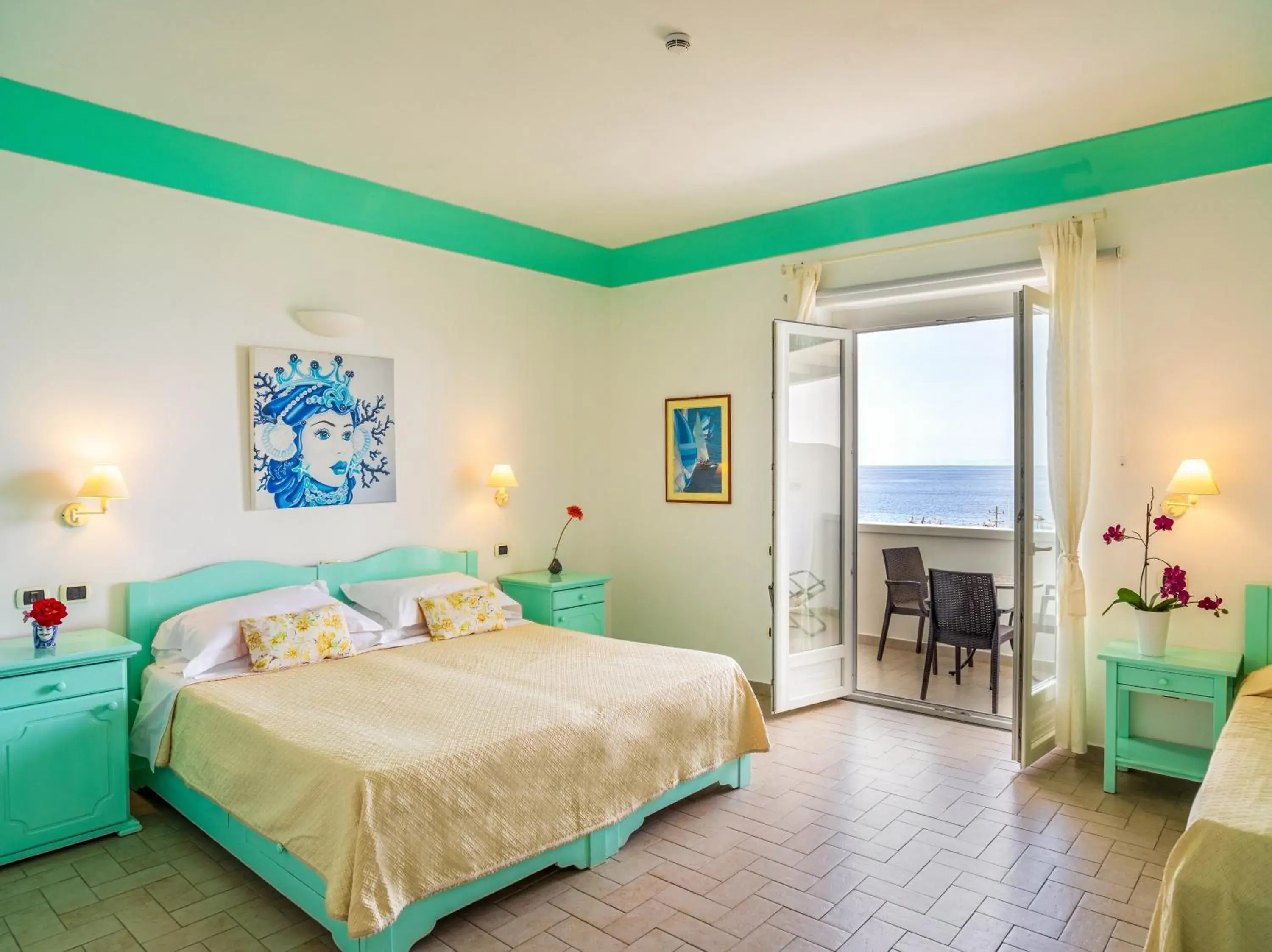 Patio, Bed in Hotel Ossidiana Stromboli Center