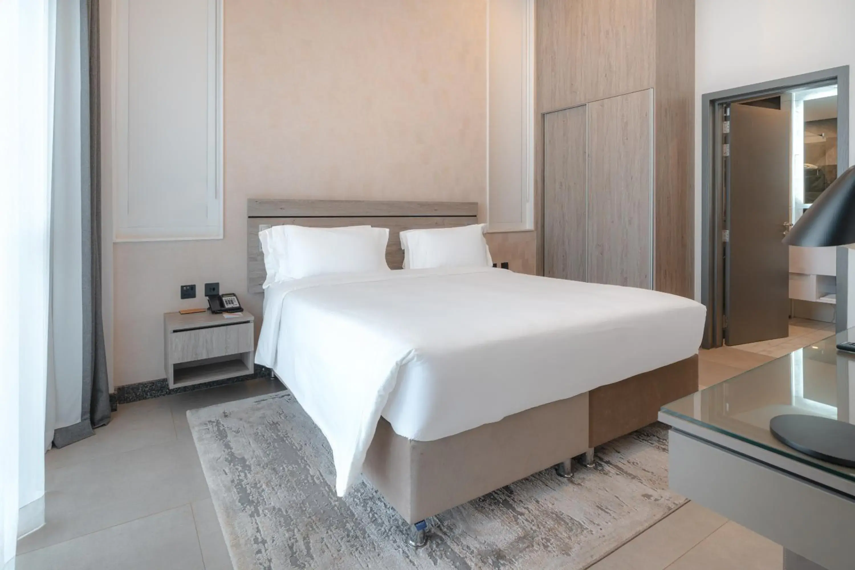 Executive Suite 1 King, High Floor, Balcony in Dusit Princess Hotel Residences Nairobi Executive Suite 1 King, High Floor, Balcony in Dusit Princess Hotel Residences Nairobi