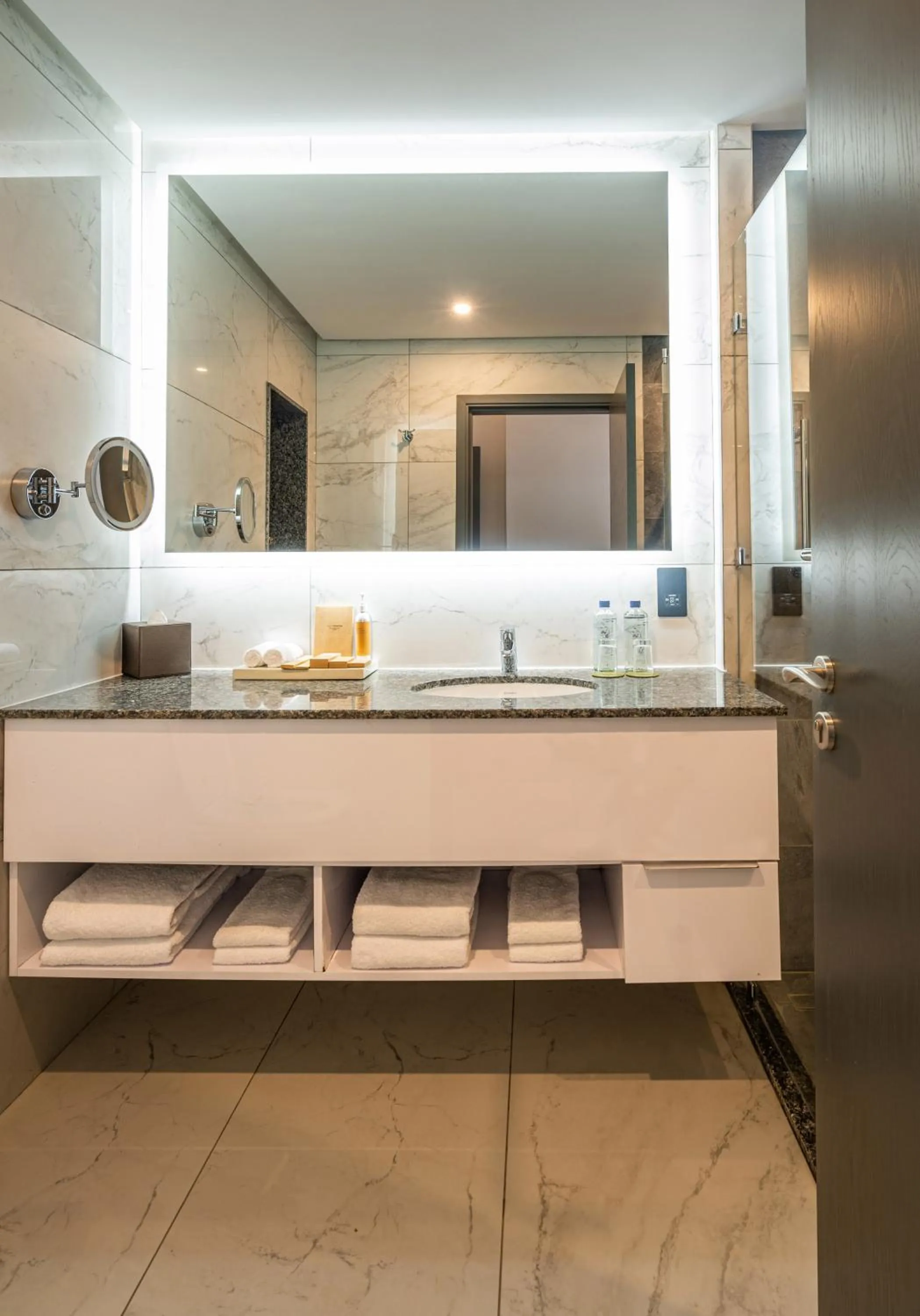 Bathroom in Dusit Princess Hotel Residences Nairobi