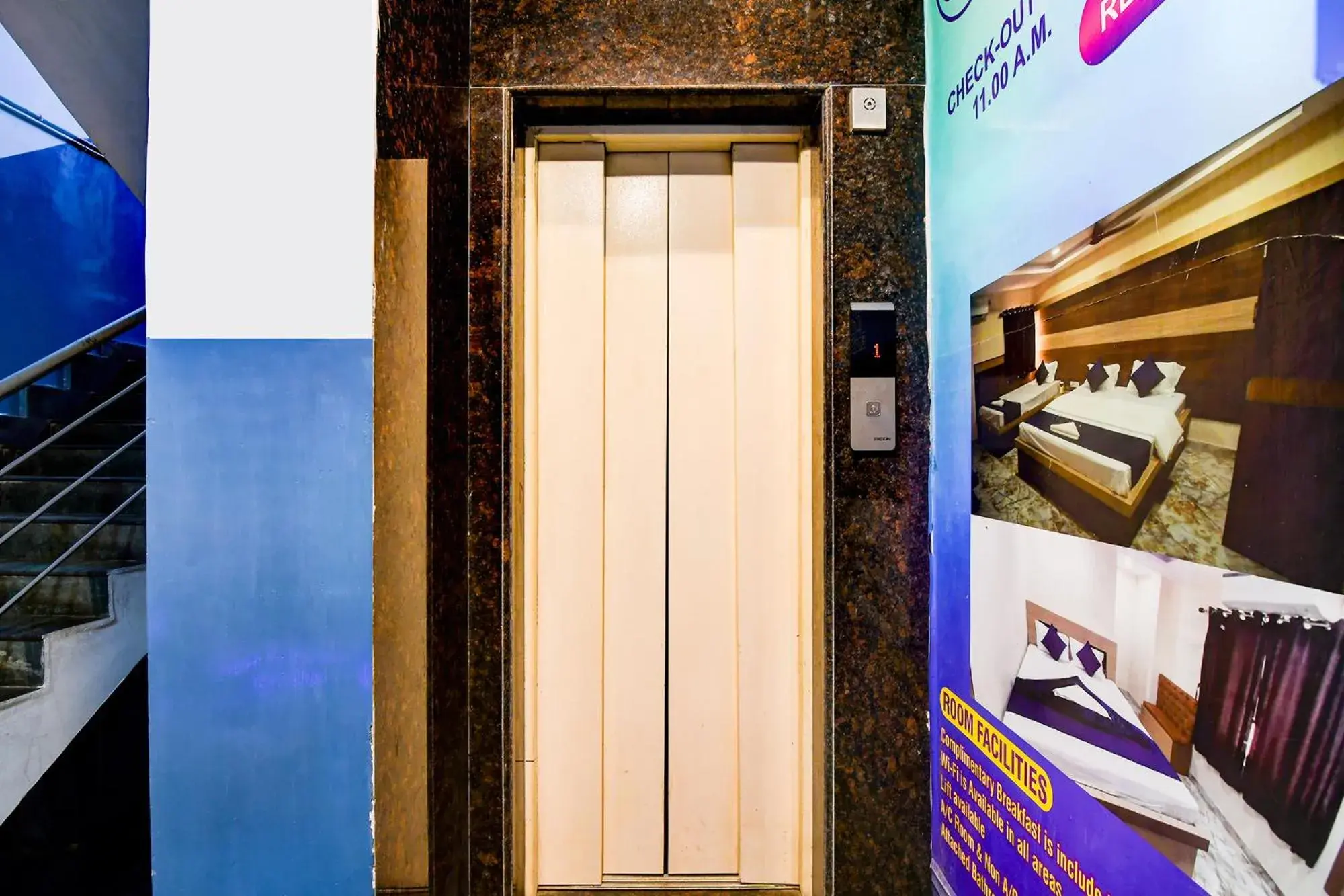 elevator in FabHotel Best Buy elevator in FabHotel Best Buy