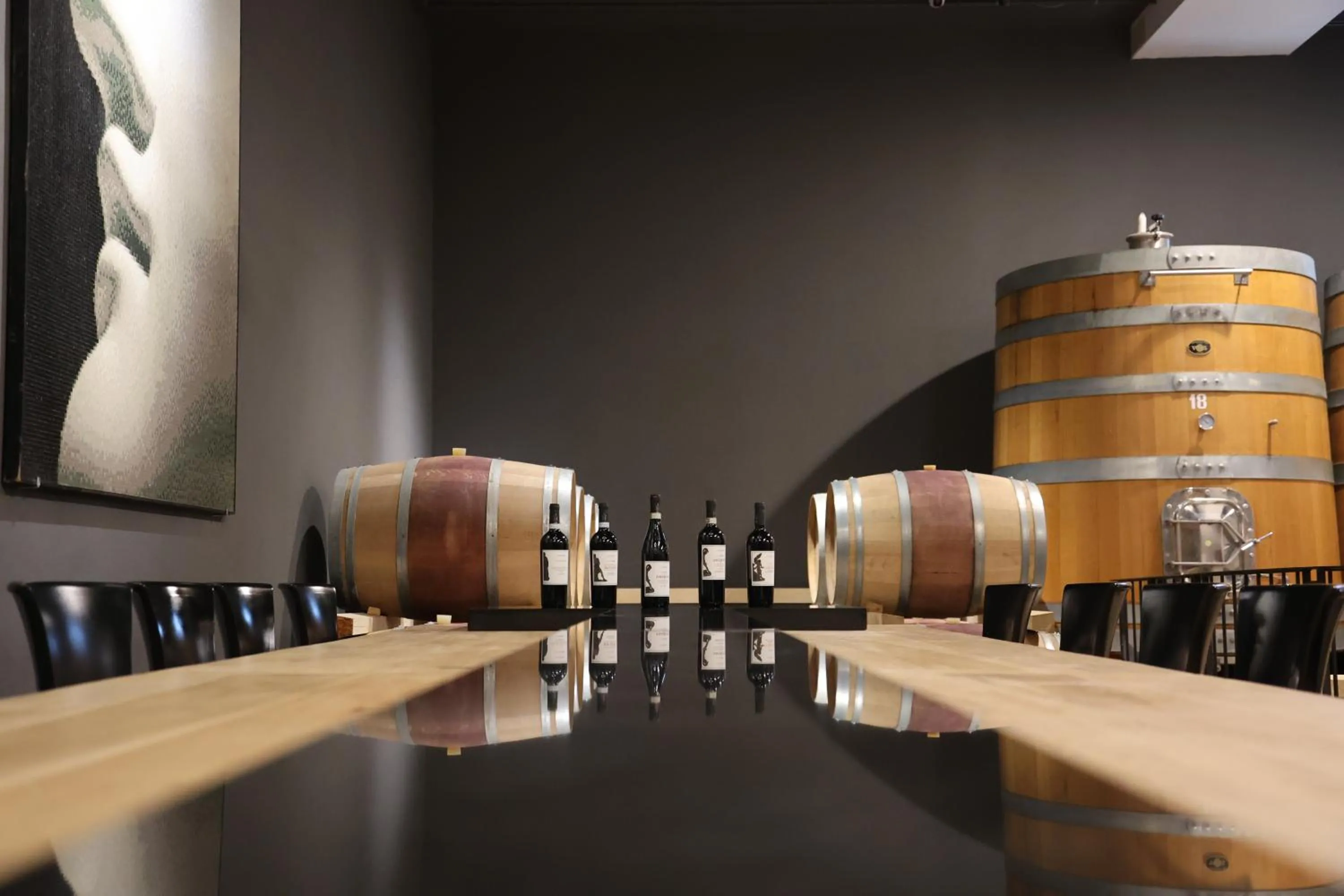 Food and drinks in Castrum Wine Relais - Albergo Diffuso
