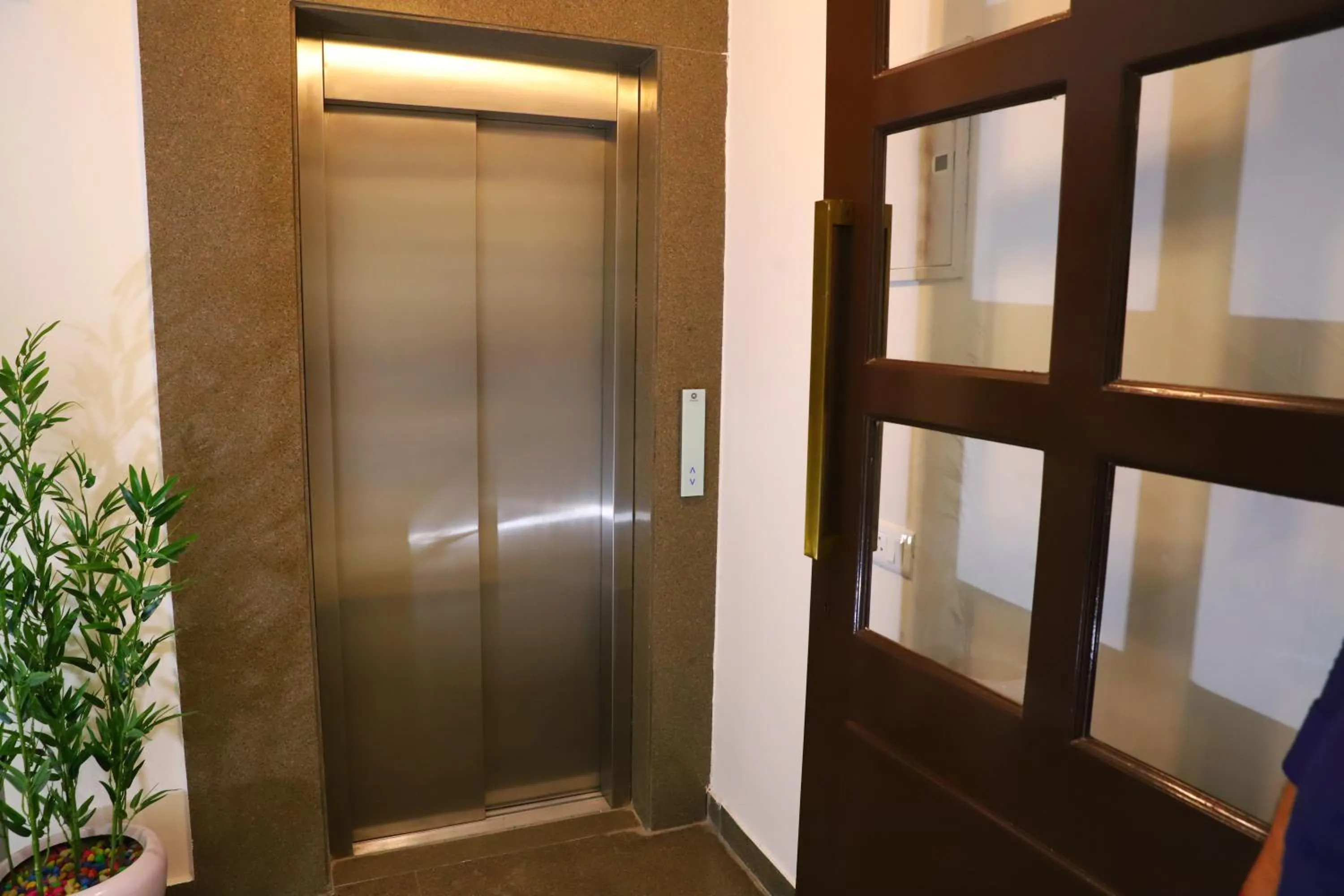 Hotel Malbork Inn Rajouri Garden Delhi - Couple Friendly Local IDs Accepted