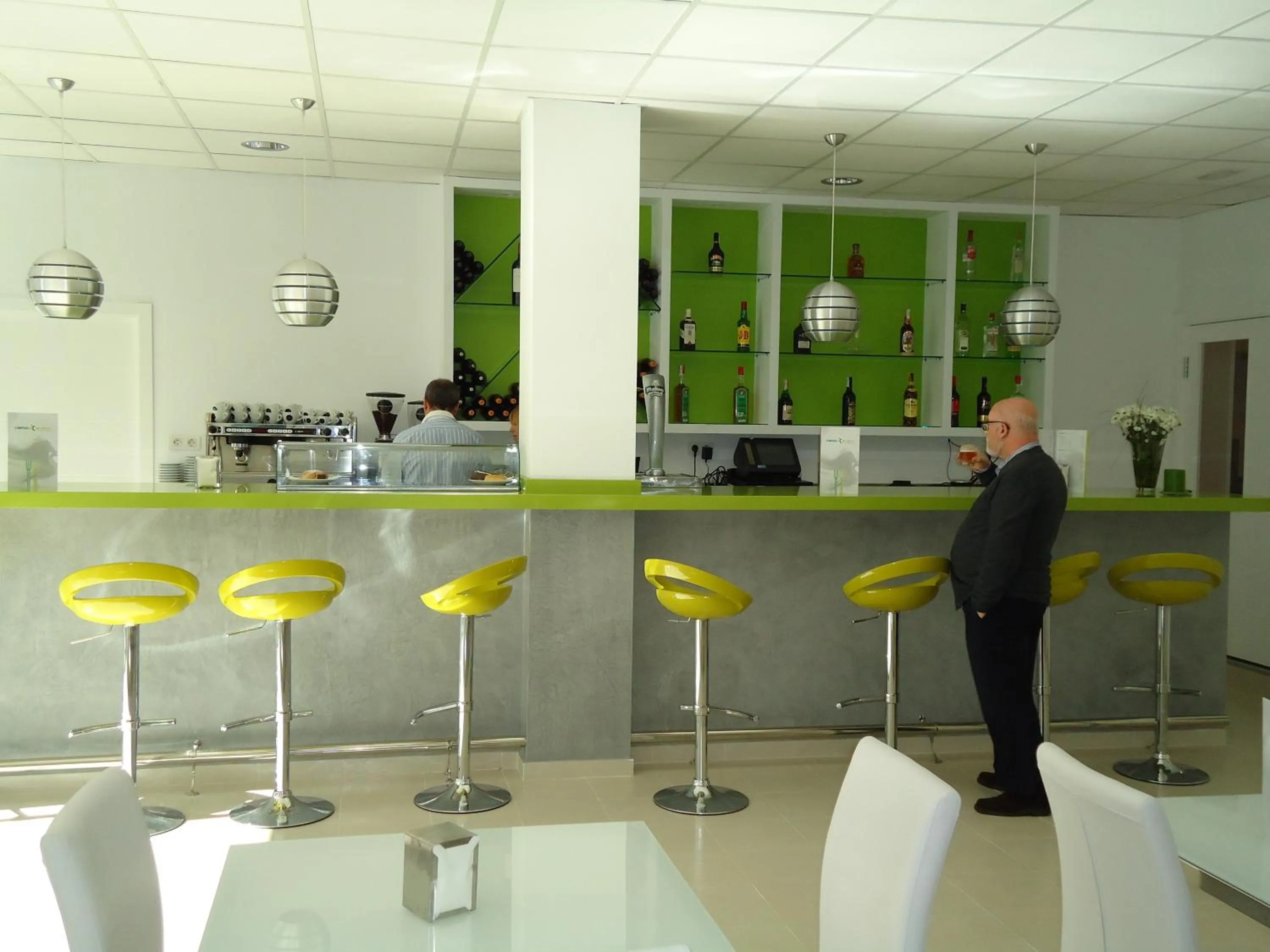 Restaurant/places to eat in Residencia Mayol - Adults Only