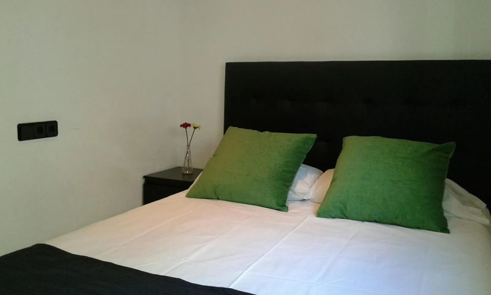 Decorative detail, Bed in Residencia Mayol - Adults Only