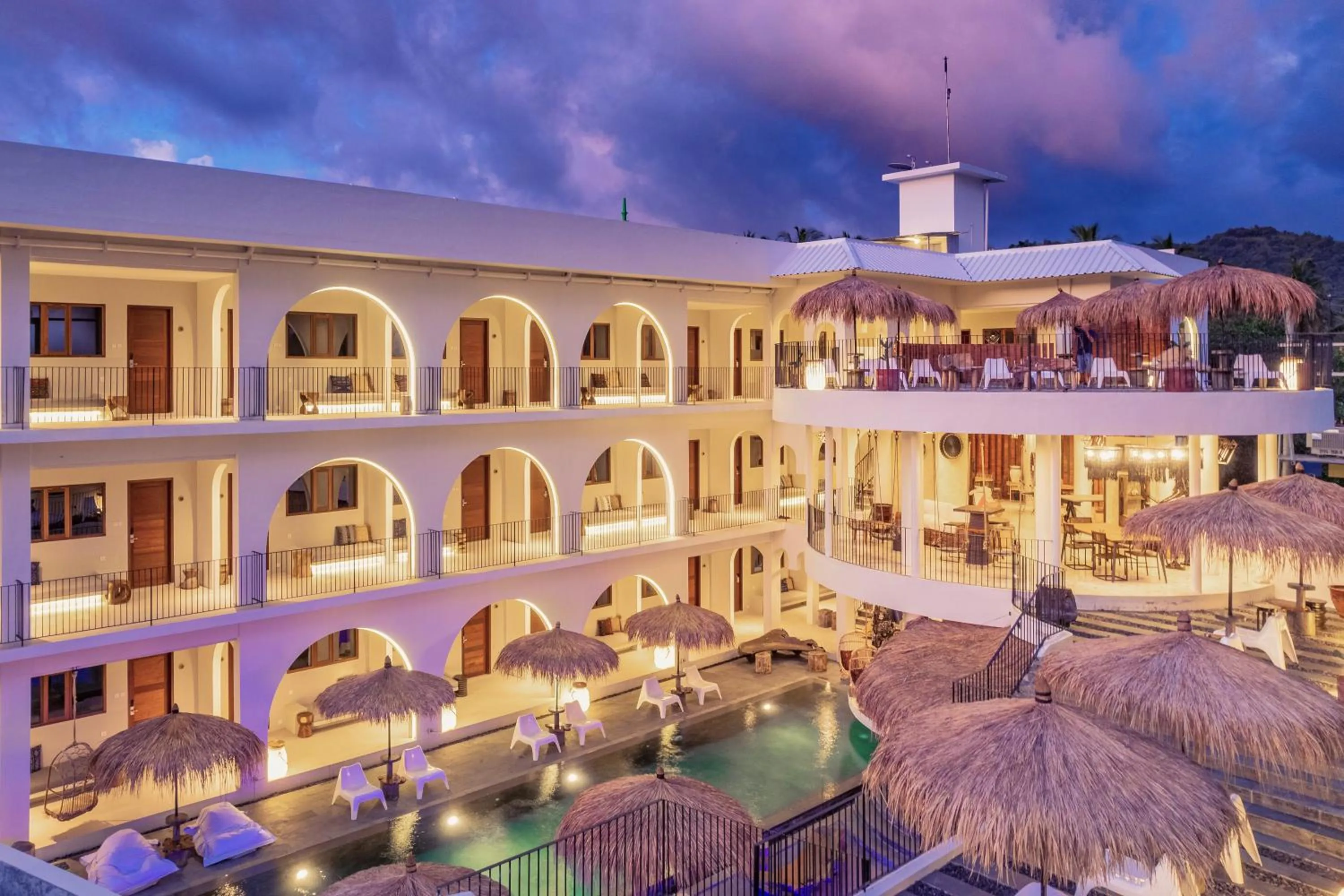 Property building in El Tropico Boutique Hotel