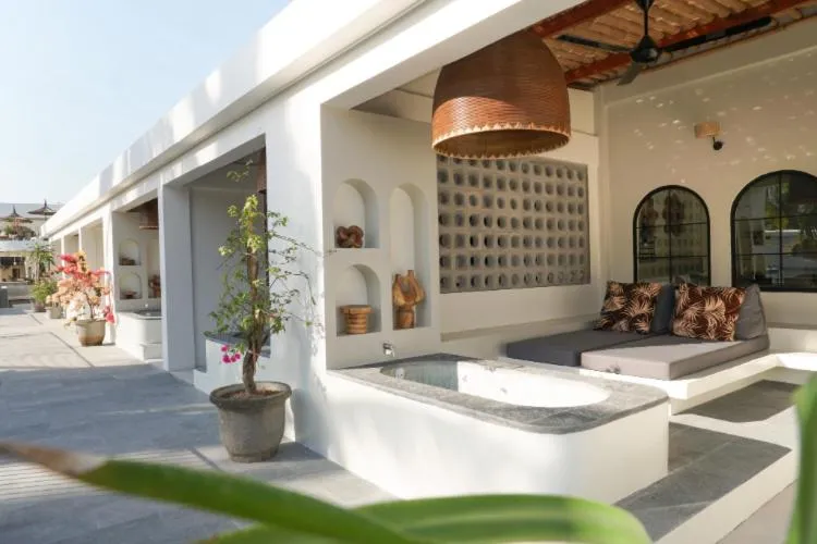 El Tropico Boutique Hotel