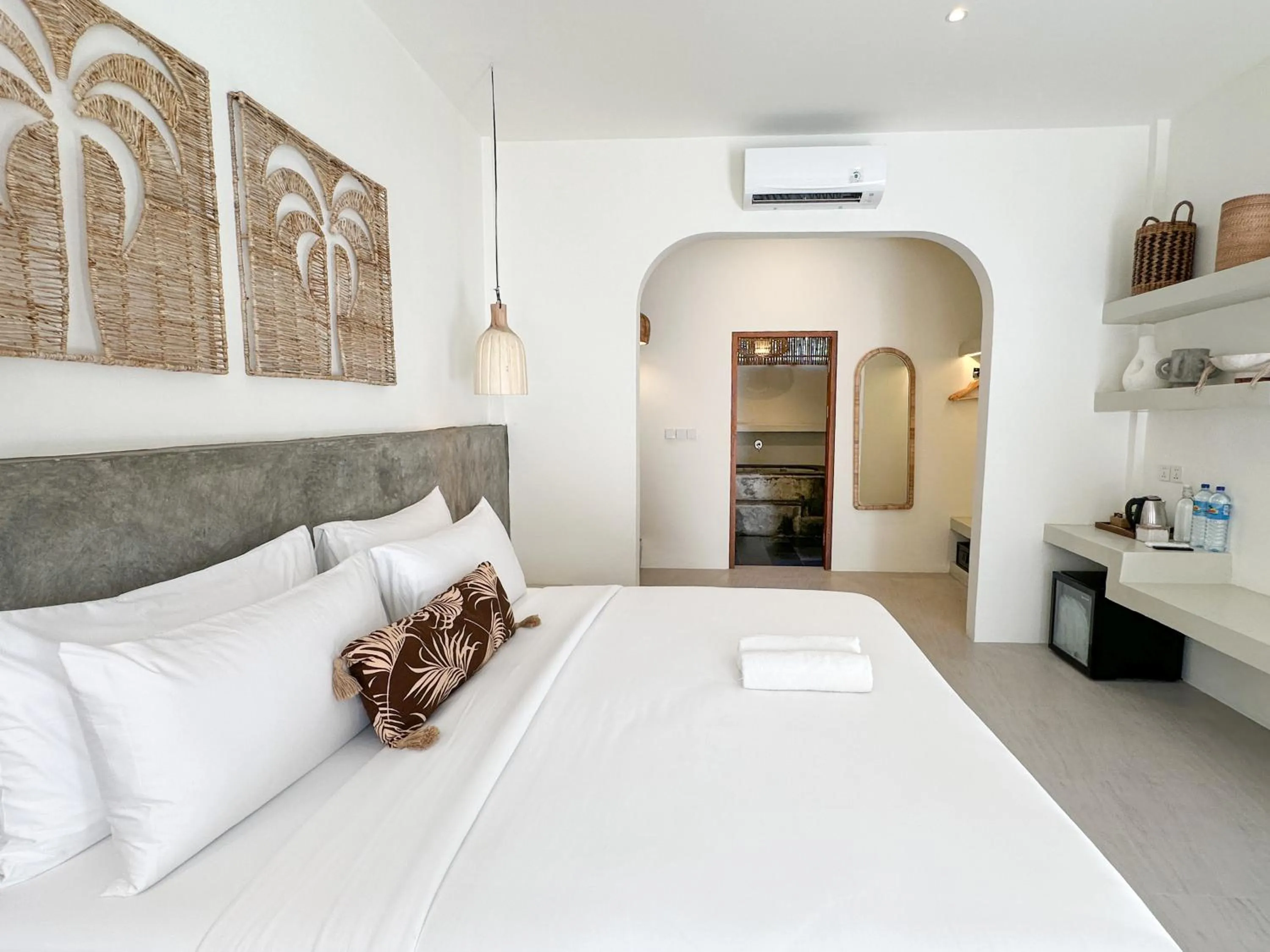 Bed in El Tropico Boutique Hotel