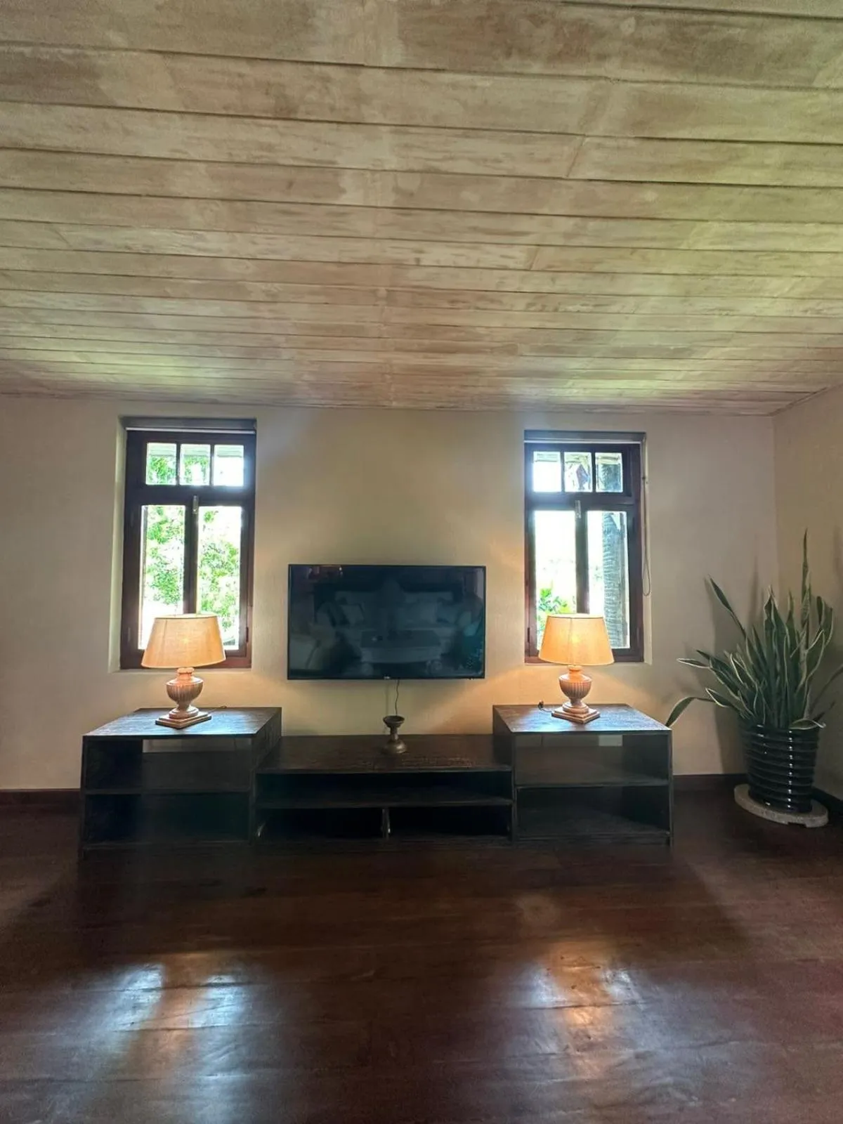 TV and multimedia in NIKARA Luxury Beach House