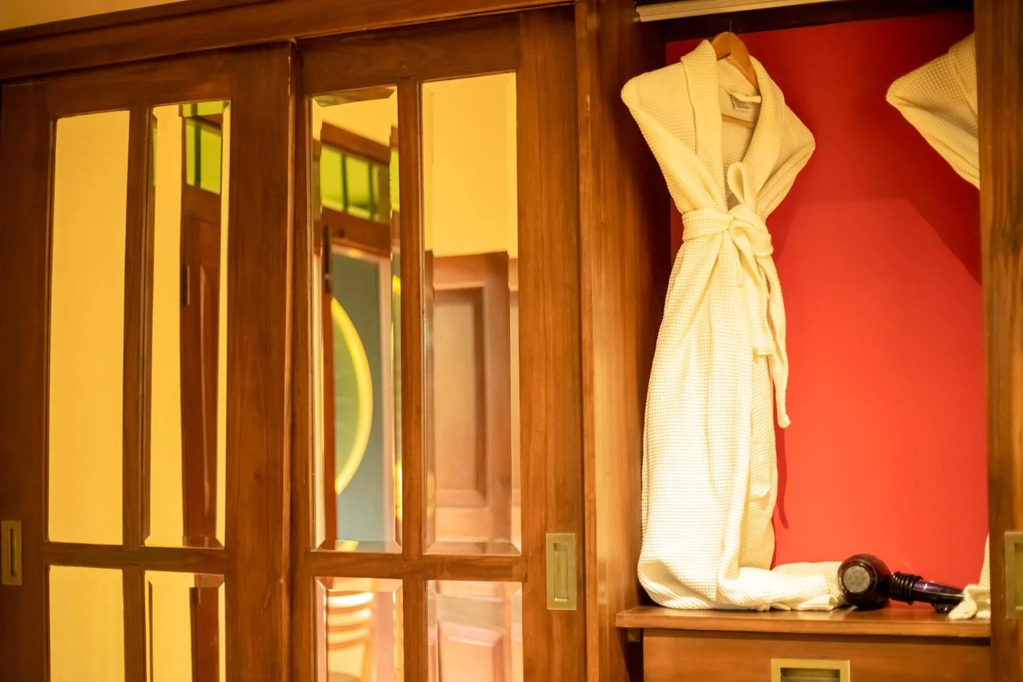 wardrobe in NIKARA Luxury Beach House