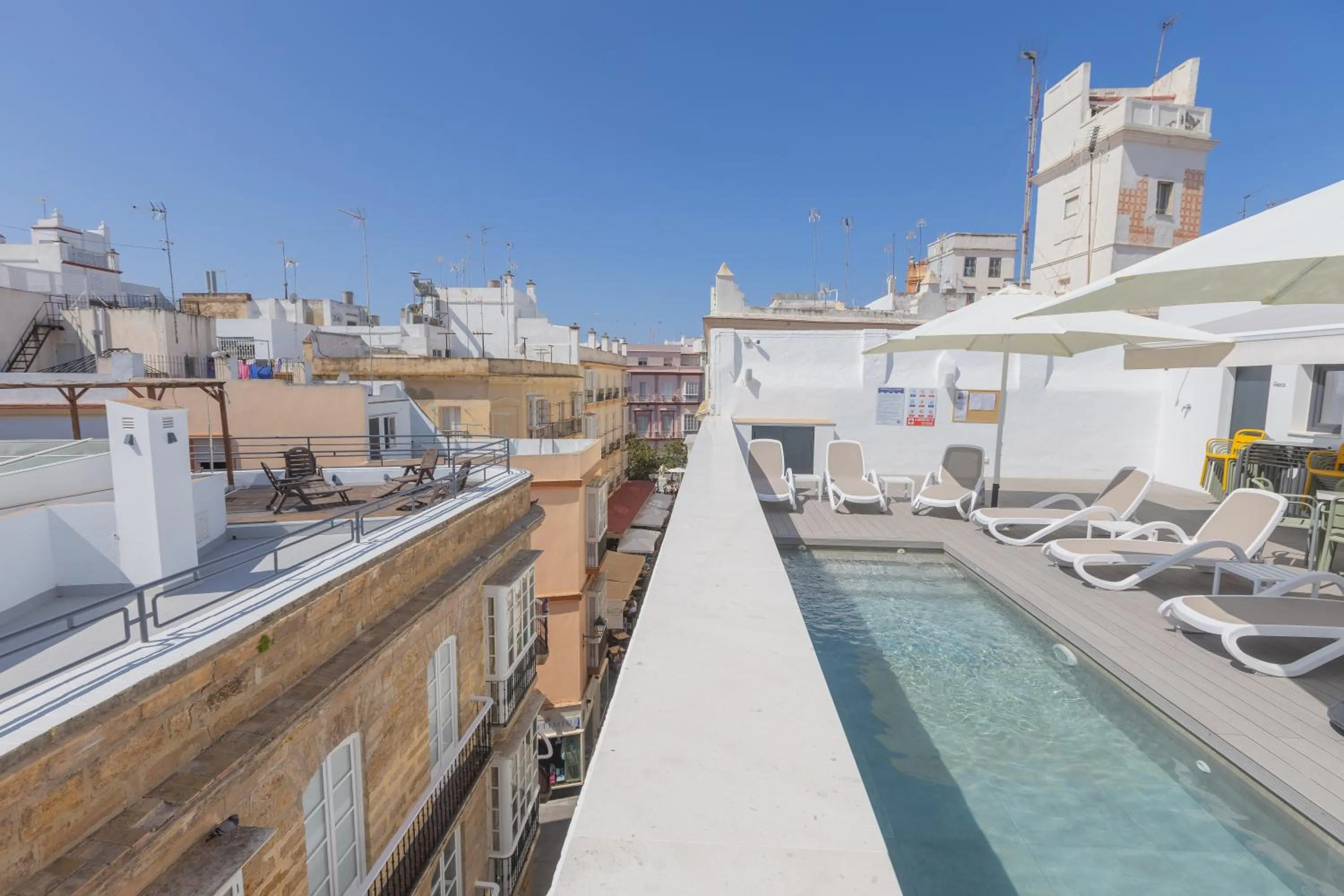 Swimming pool in Soho Boutique Columela