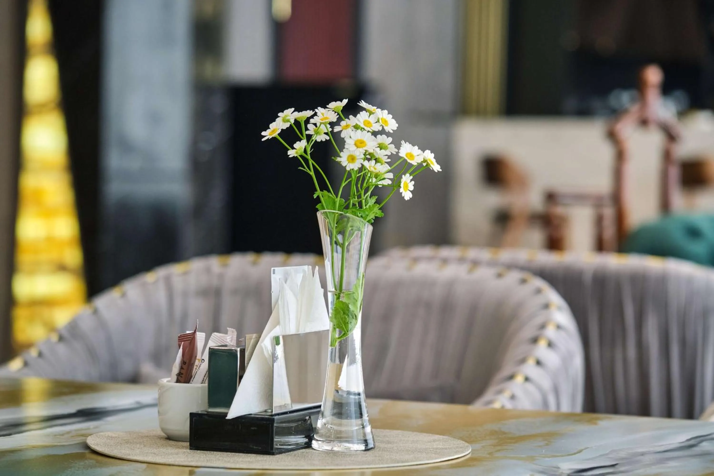 Lounge or bar in Panarams Tashkent Hotel, a member of Radisson Individuals