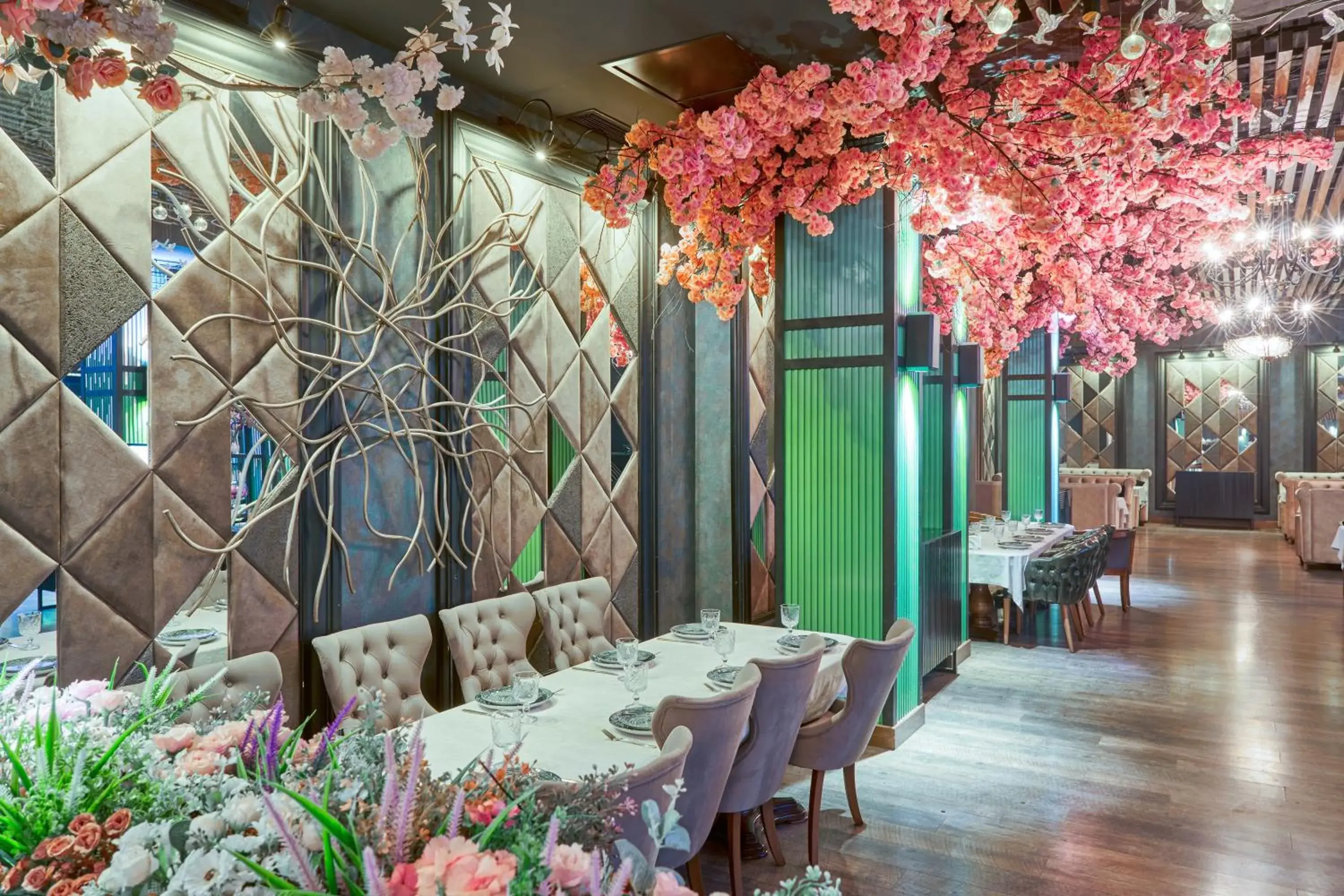 Restaurant/places to eat in Panarams Tashkent Hotel, a member of Radisson Individuals Restaurant/places to eat in Panarams Tashkent Hotel, a member of Radisson Individuals