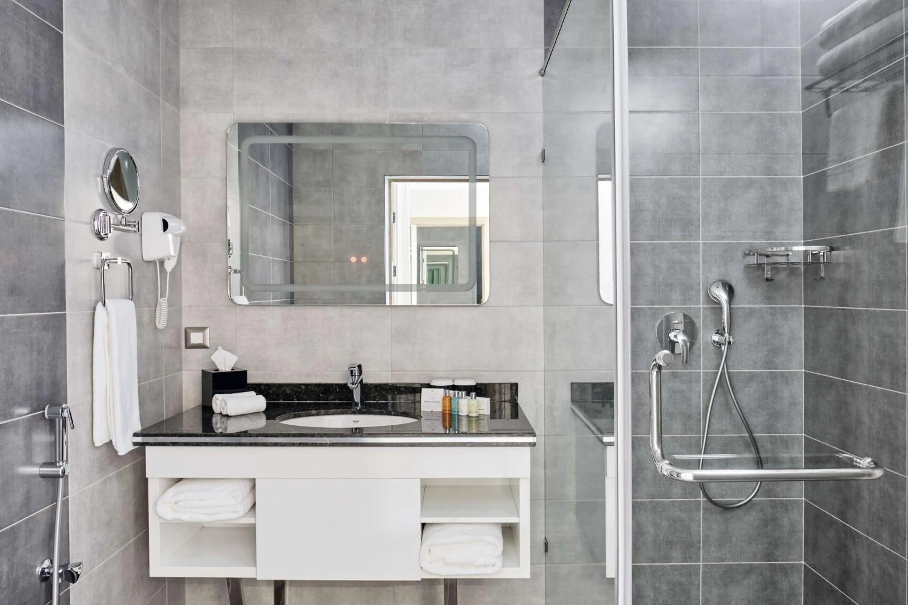 Bathroom in Panarams Tashkent Hotel, a member of Radisson Individuals