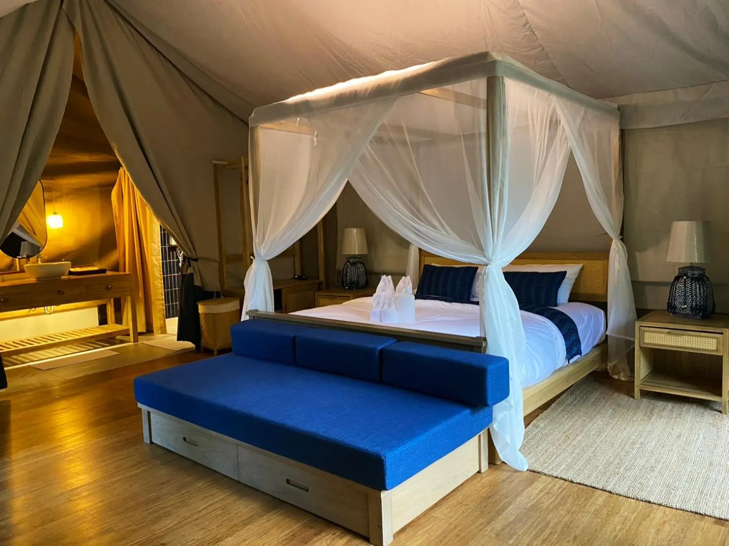 Bedroom, Bed in Visama Explorer Nan