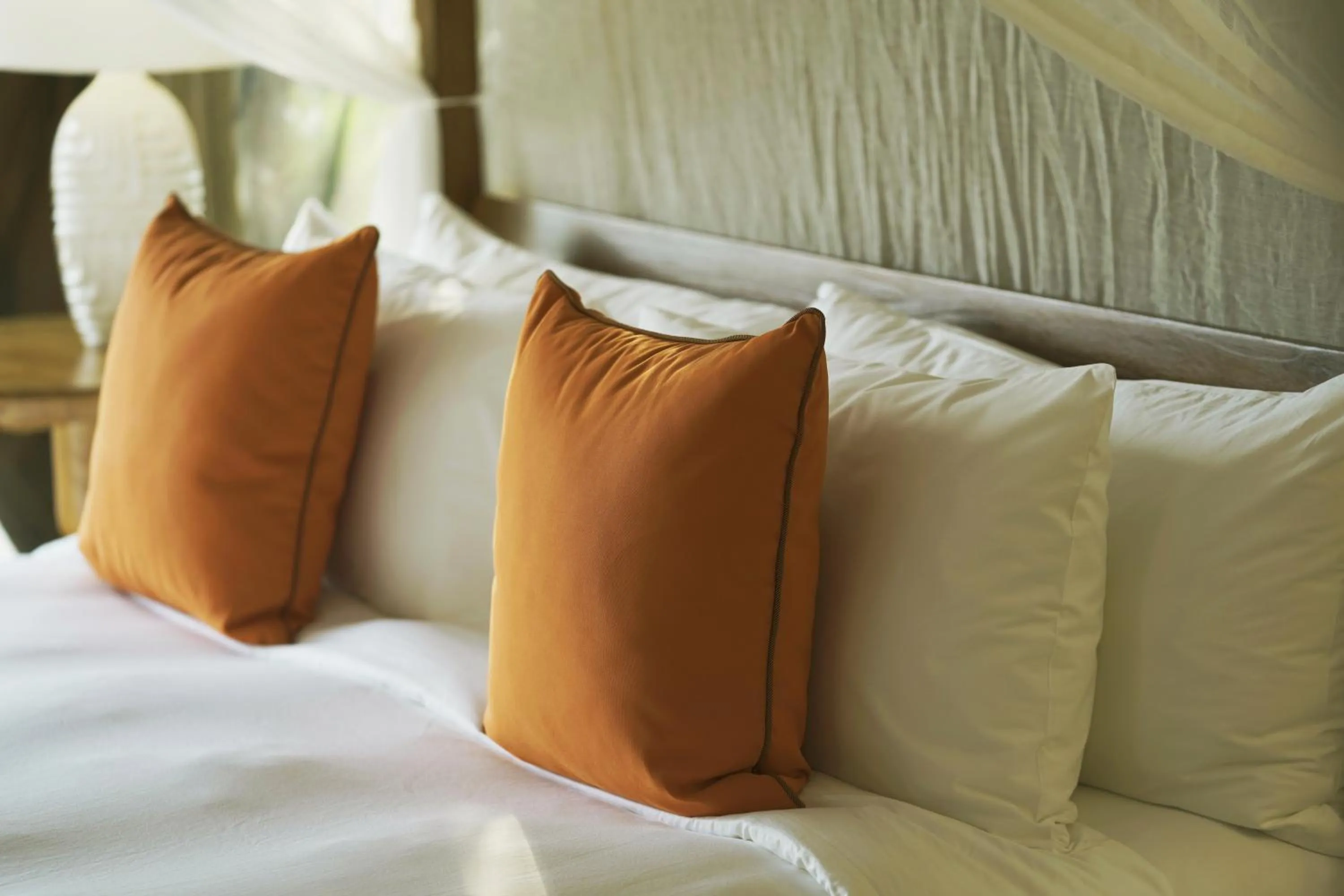 Bed in Visama Explorer Nan