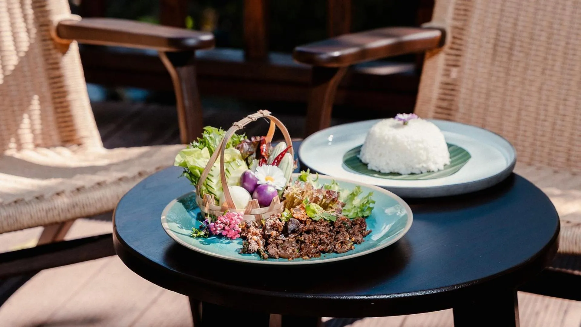 Food close-up in Visama Explorer Nan