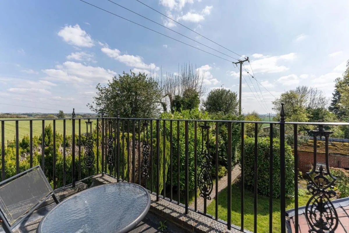 Balcony/Terrace in Beautiful Country Cottage for up to 8 in Wolverhampton