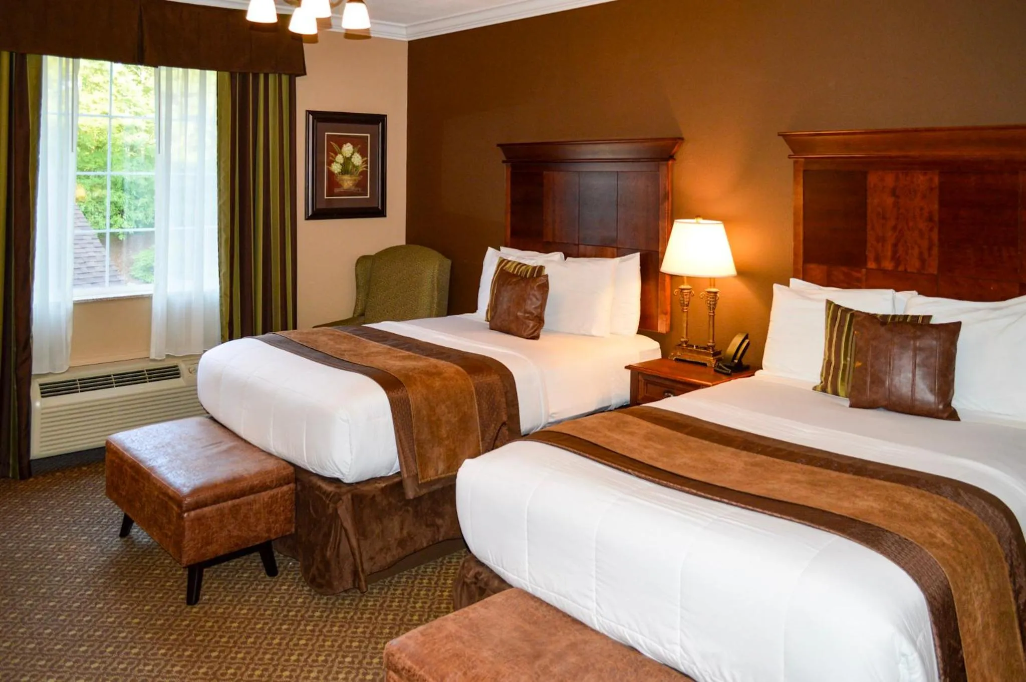 Bed in The Lodge at Flat Rock