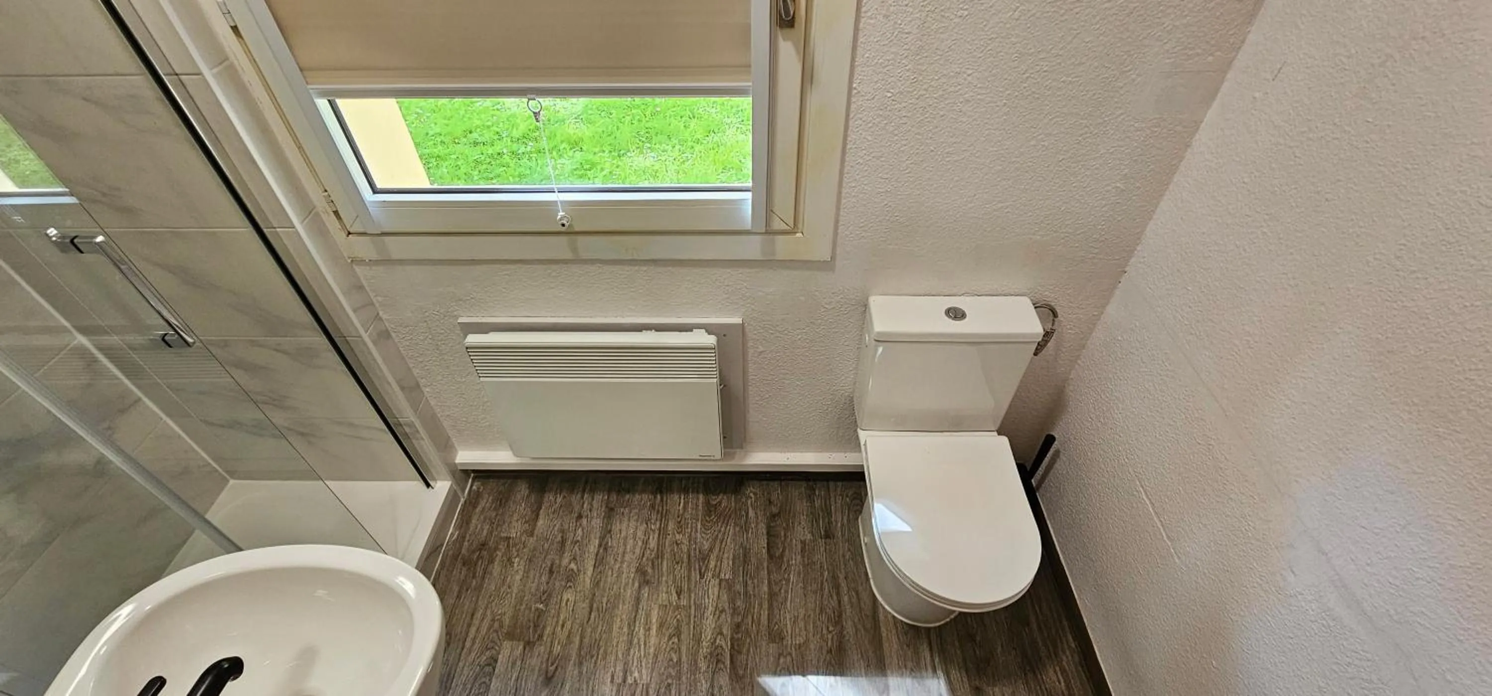 Toilet in Class'eco Charleroi