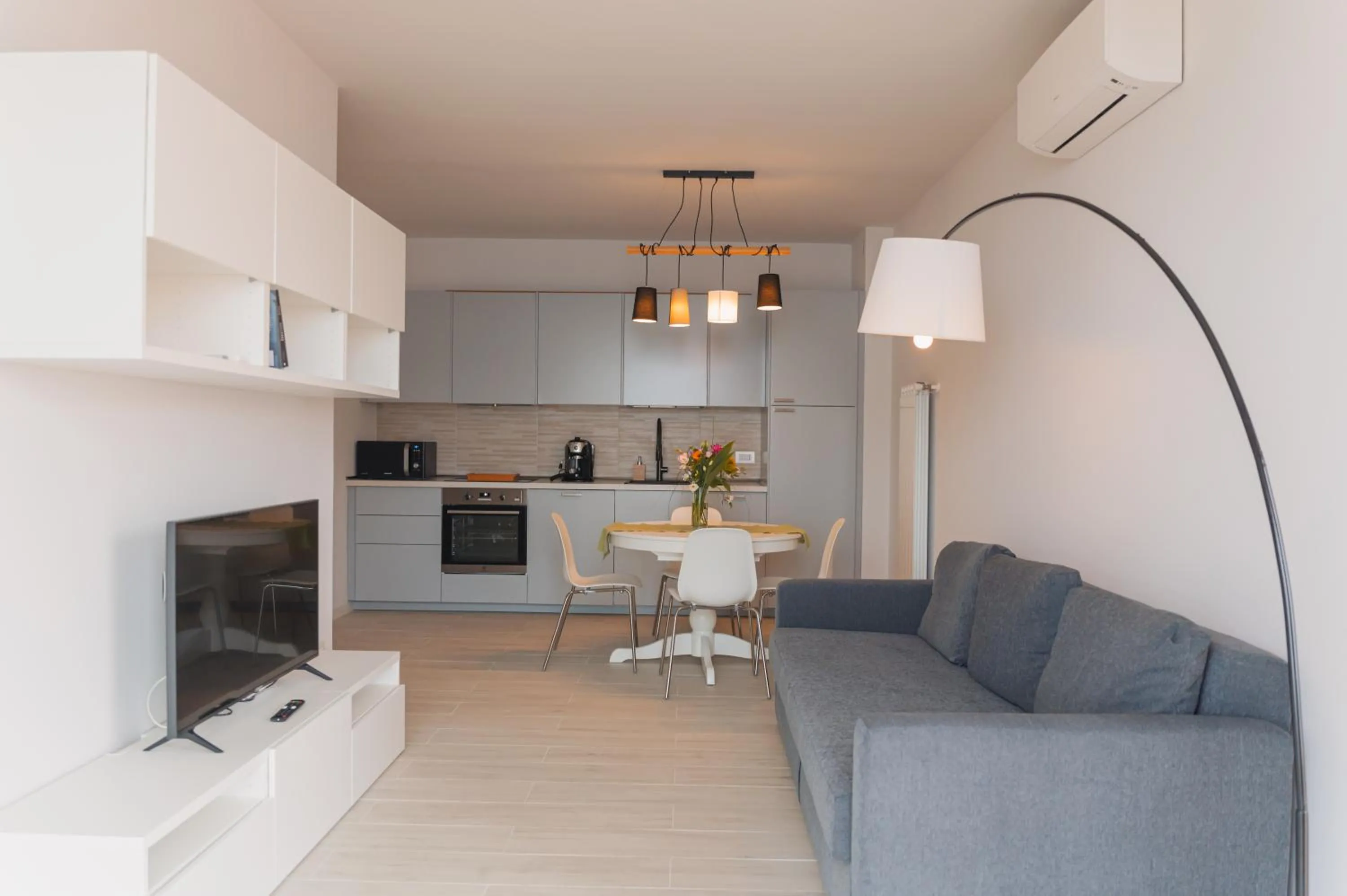 Kitchen or kitchenette in Blue Marine Taormina