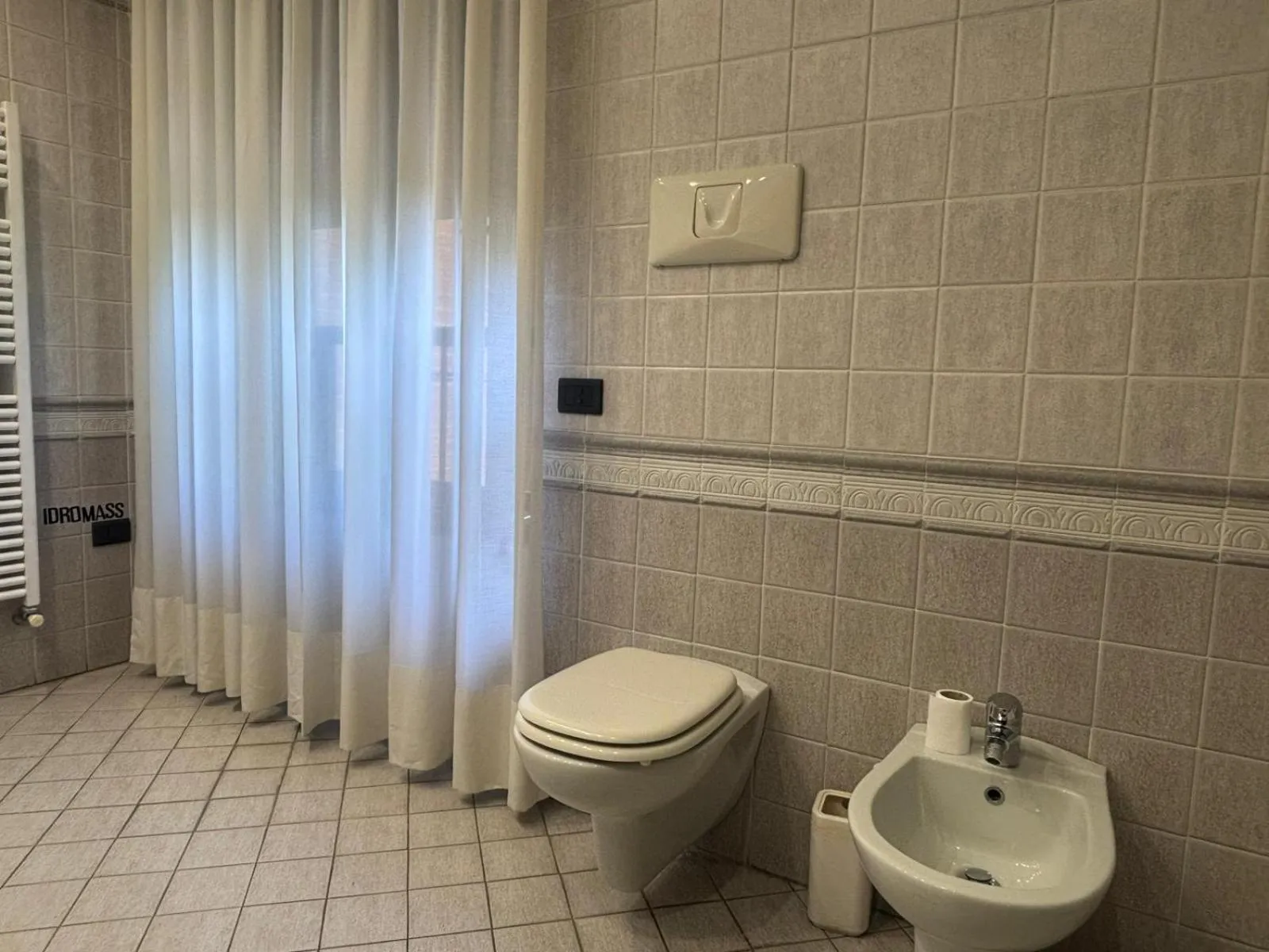 Toilet in Da Mariuccia