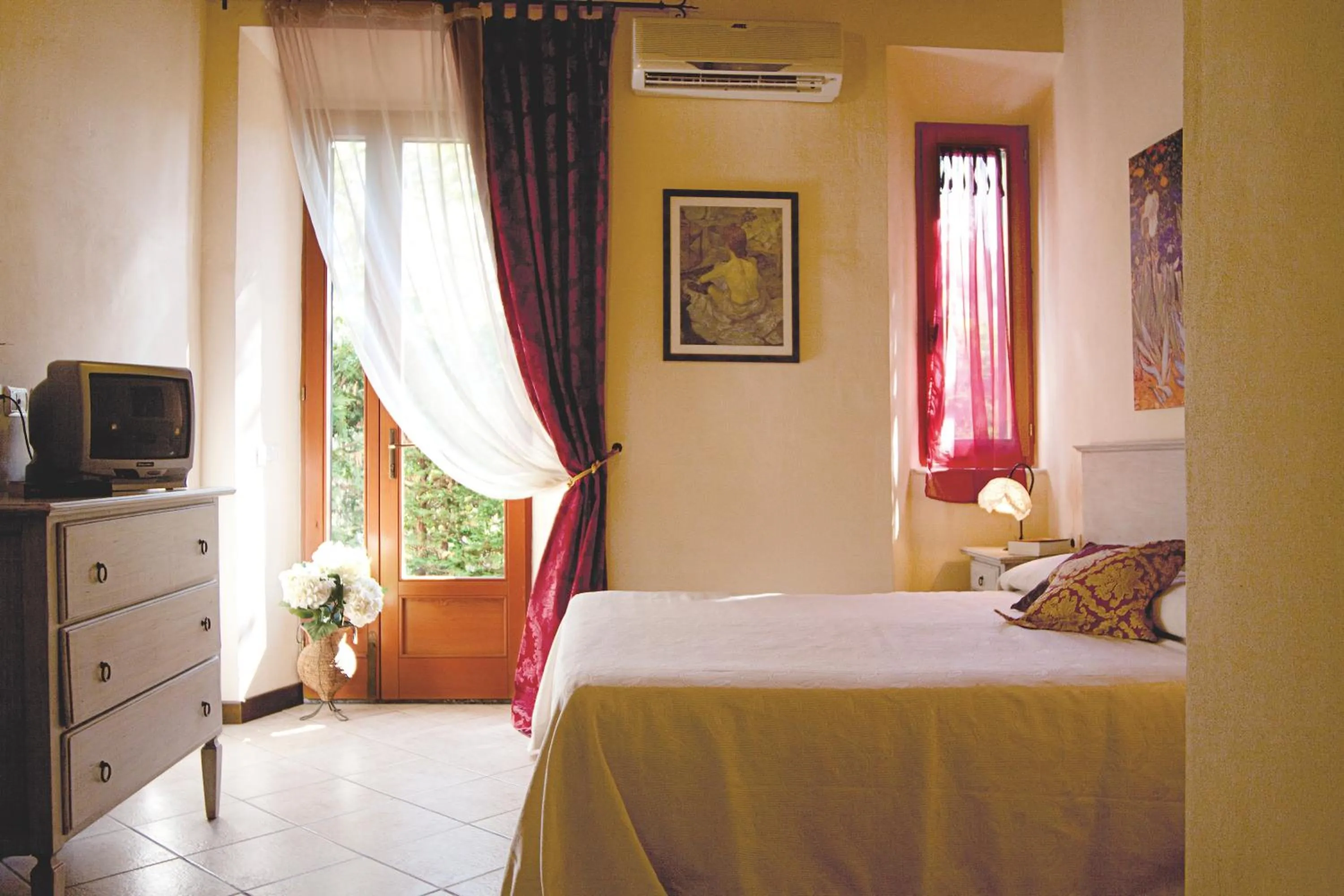 Bed in Residential Hotel Villaggio Innamorata