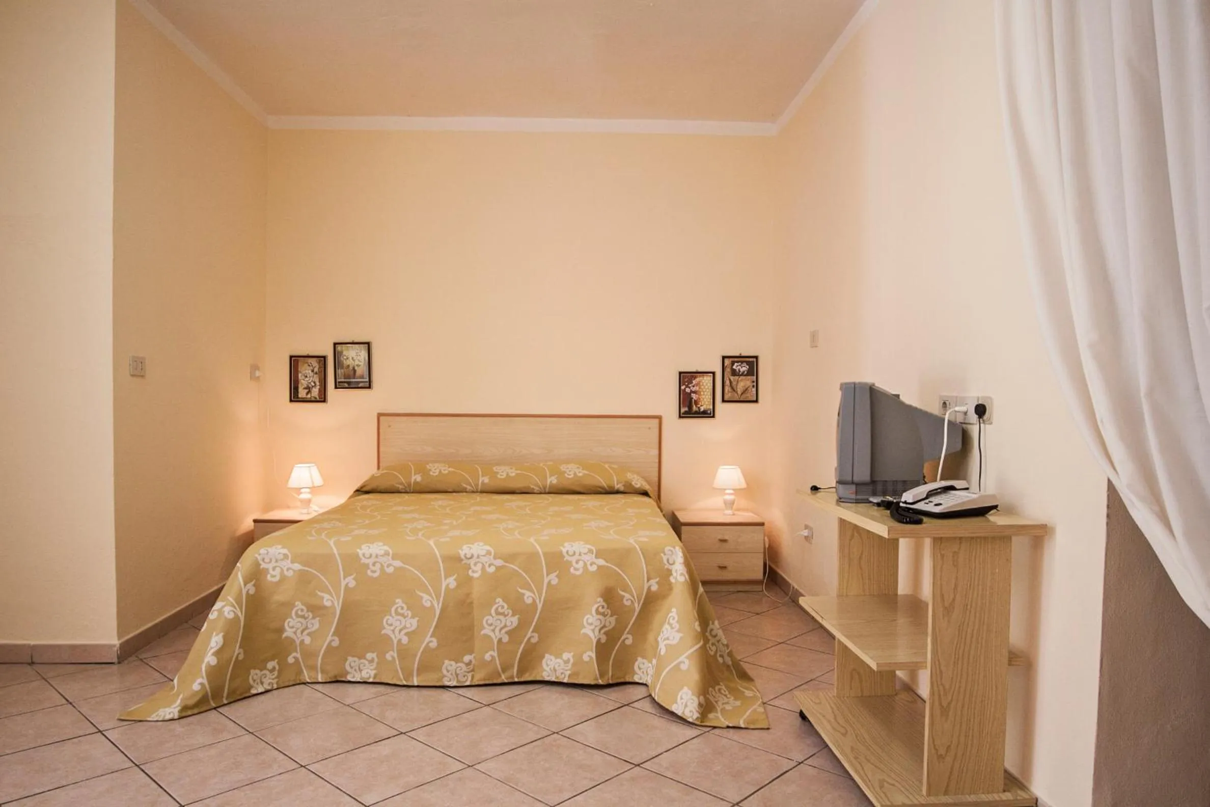 Bed in Residential Hotel Villaggio Innamorata