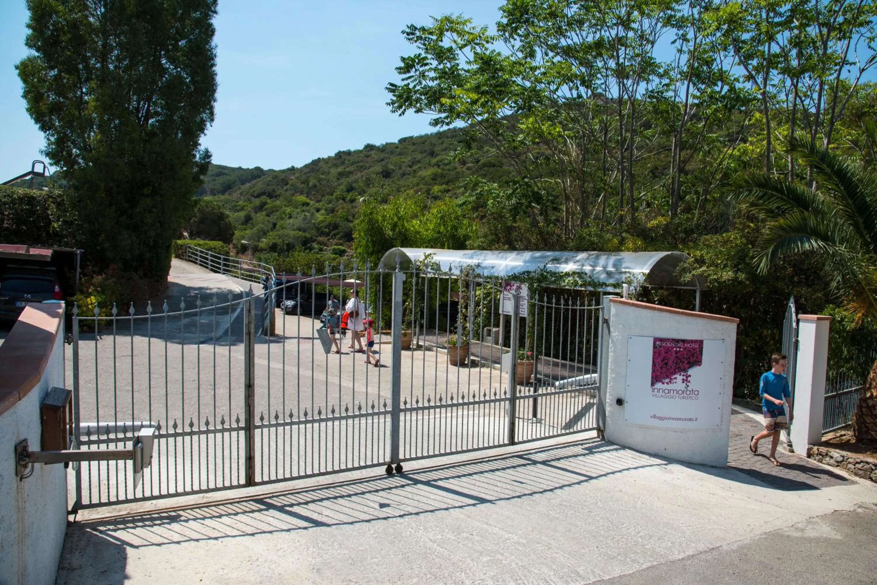 Parking in Residential Hotel Villaggio Innamorata