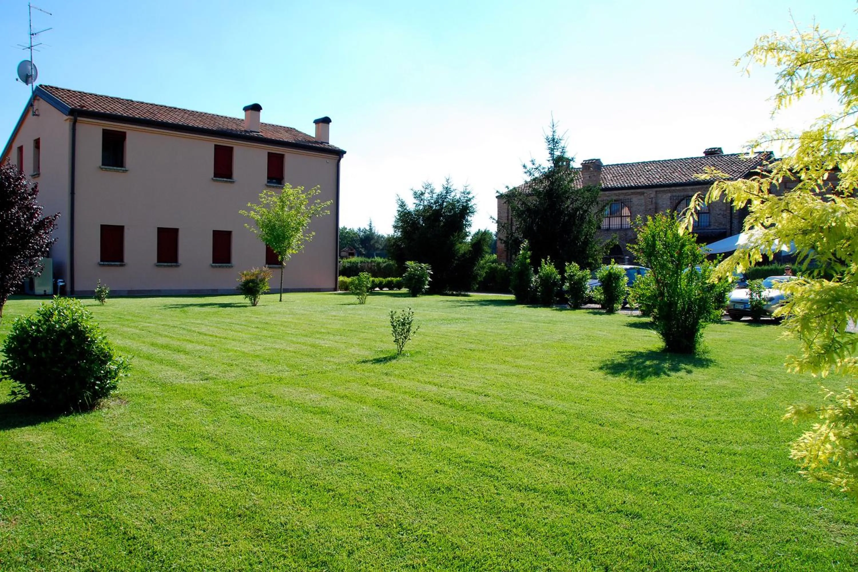 Children play ground in Agriturismo-R&B Corte dei Gioghi