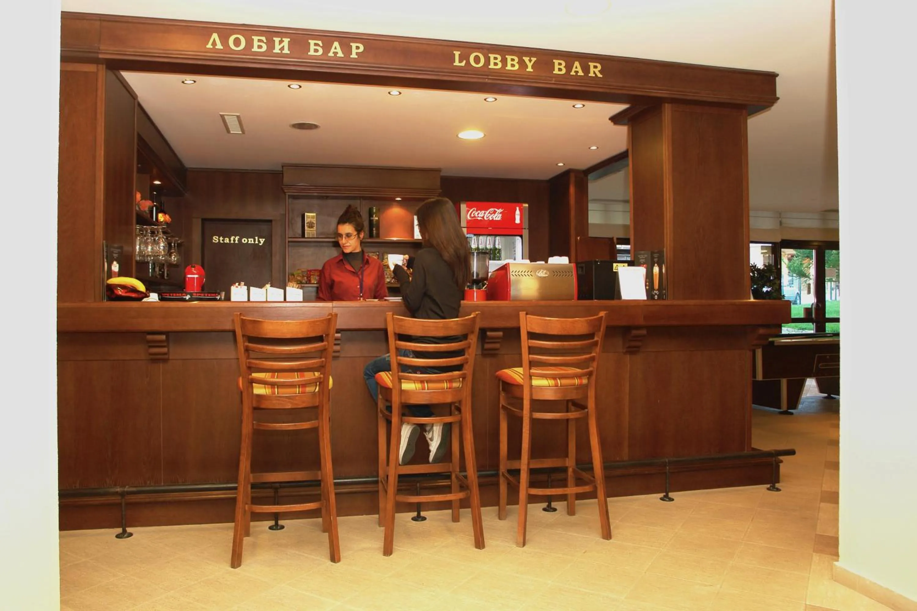 Lounge or bar in Winslow Infinity Aparthotel