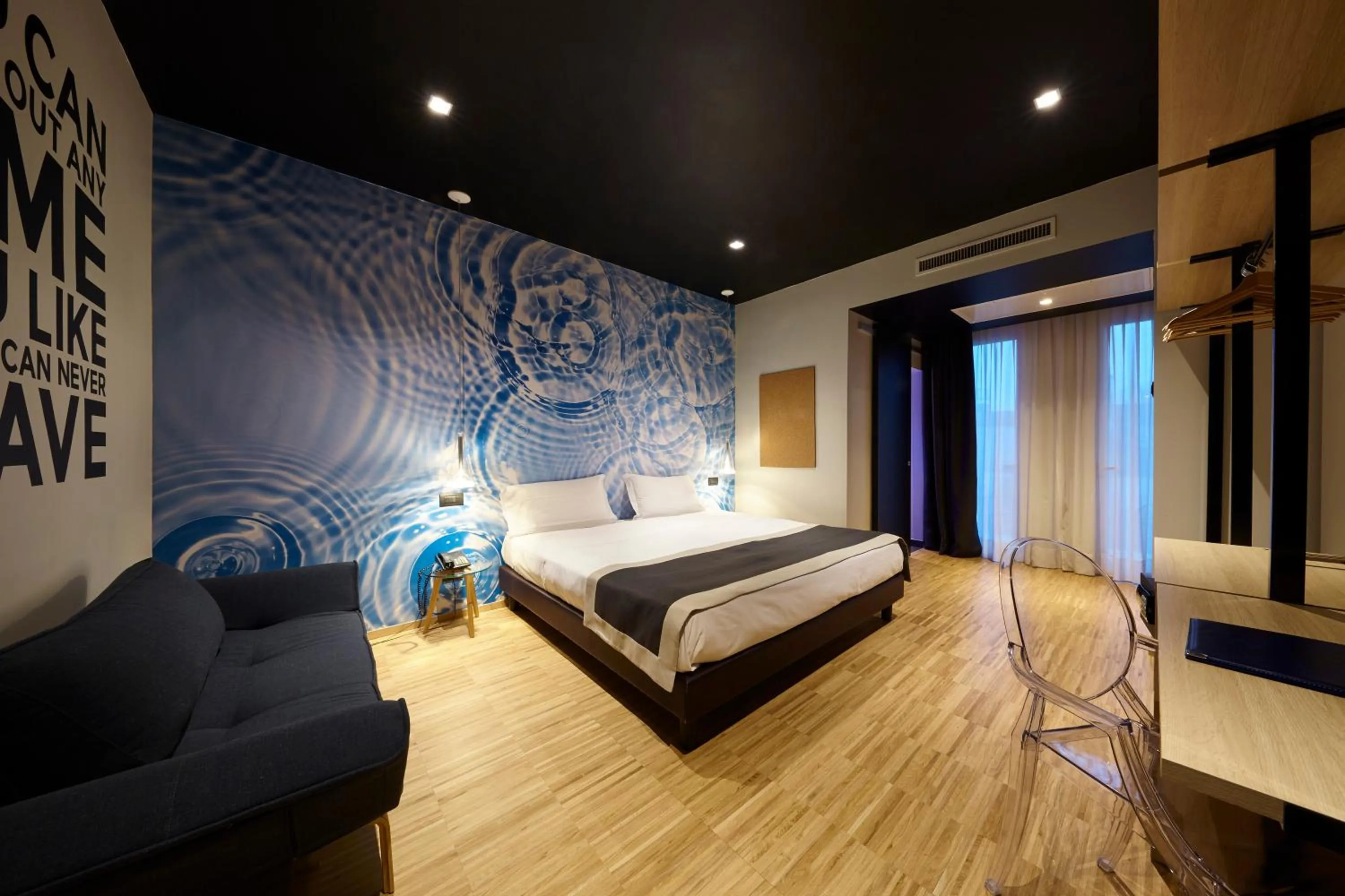 Photo of the whole room, Bed in Hotel Aqua