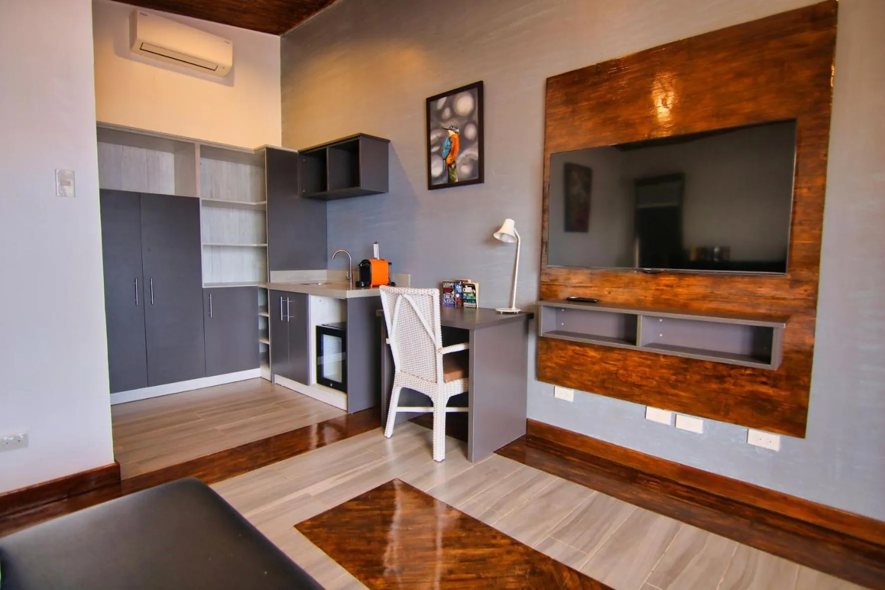 Coffee/tea facilities in The Gabayan Riviera