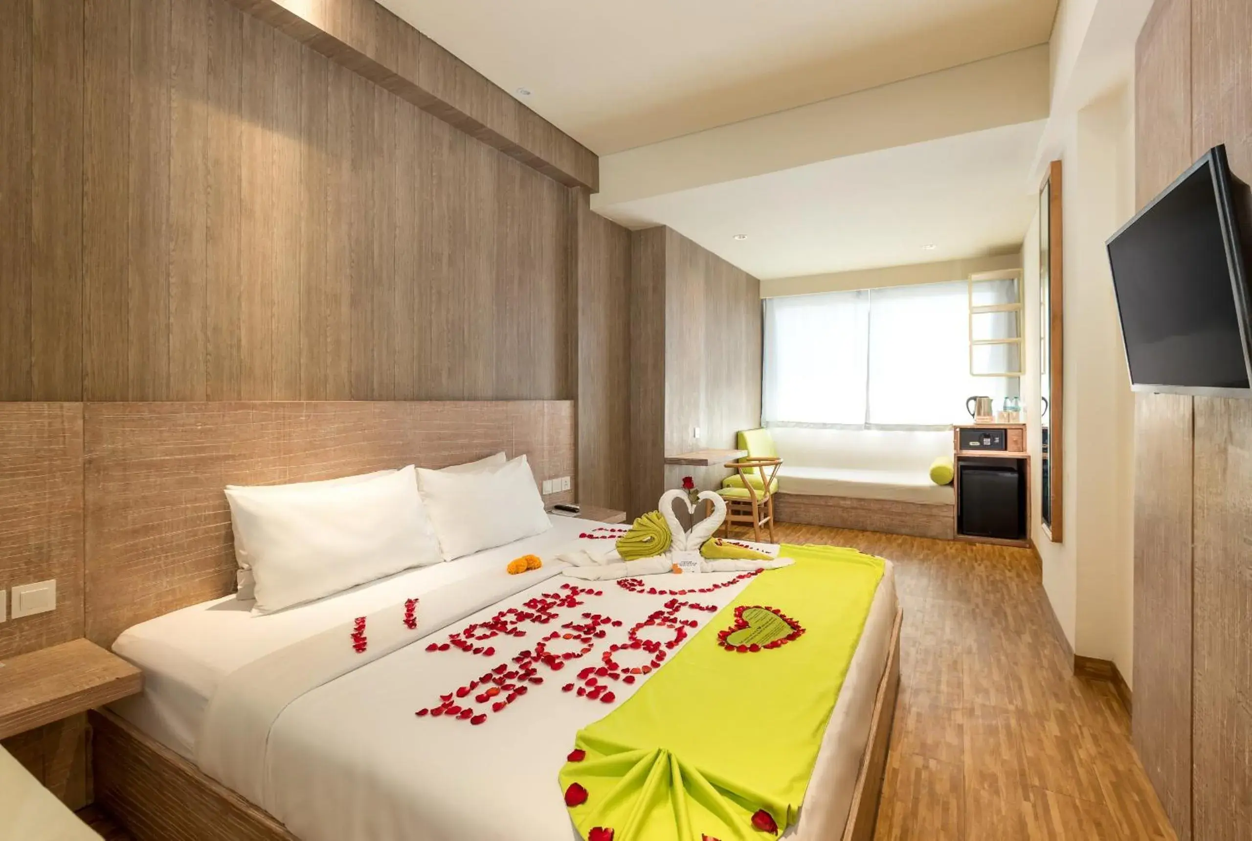 Junior Suite in Boss Legian Hotel Powered by Archipelago Junior Suite in Boss Legian Hotel Powered by Archipelago