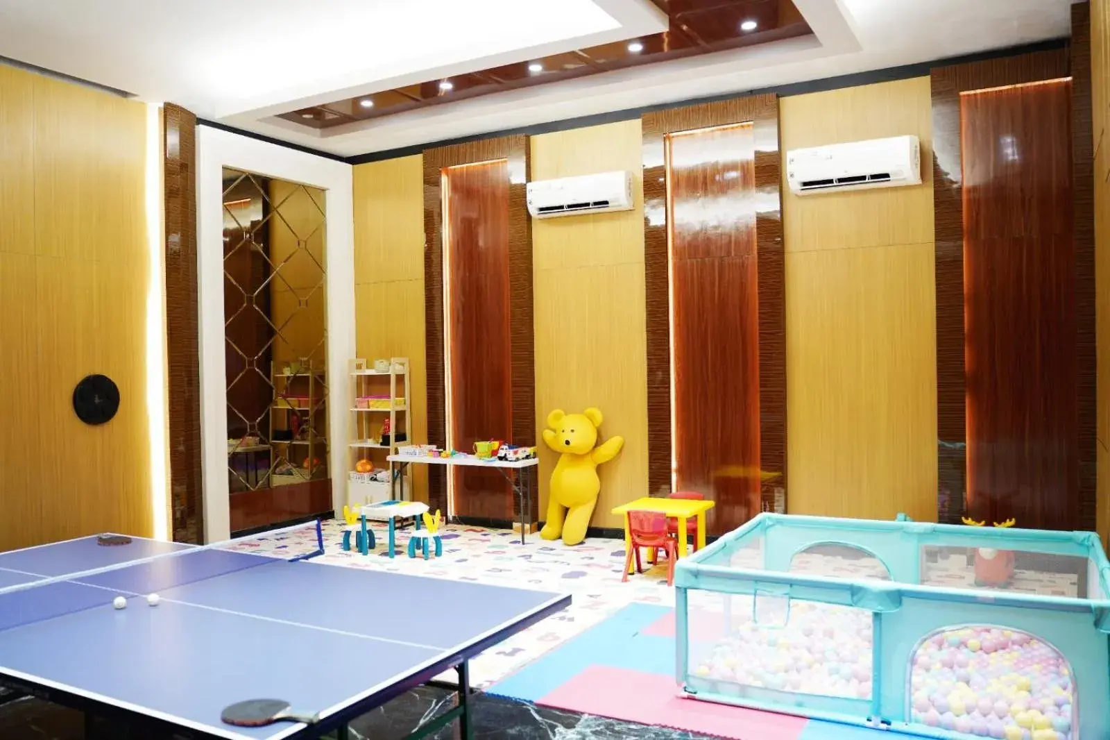 Boss Legian Hotel Powered by Archipelago Boss Legian Hotel Powered by Archipelago